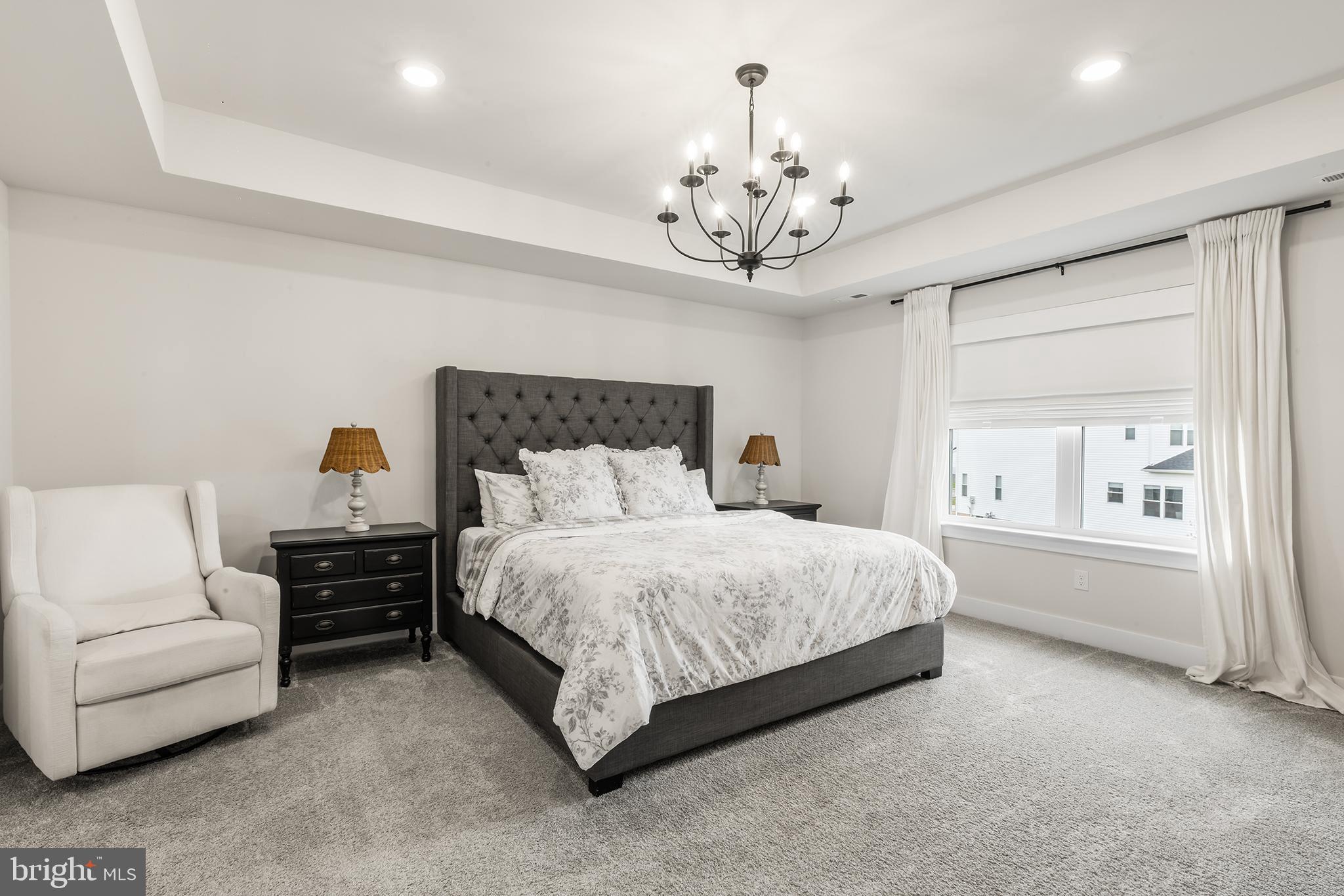 423 EMERALD COURT