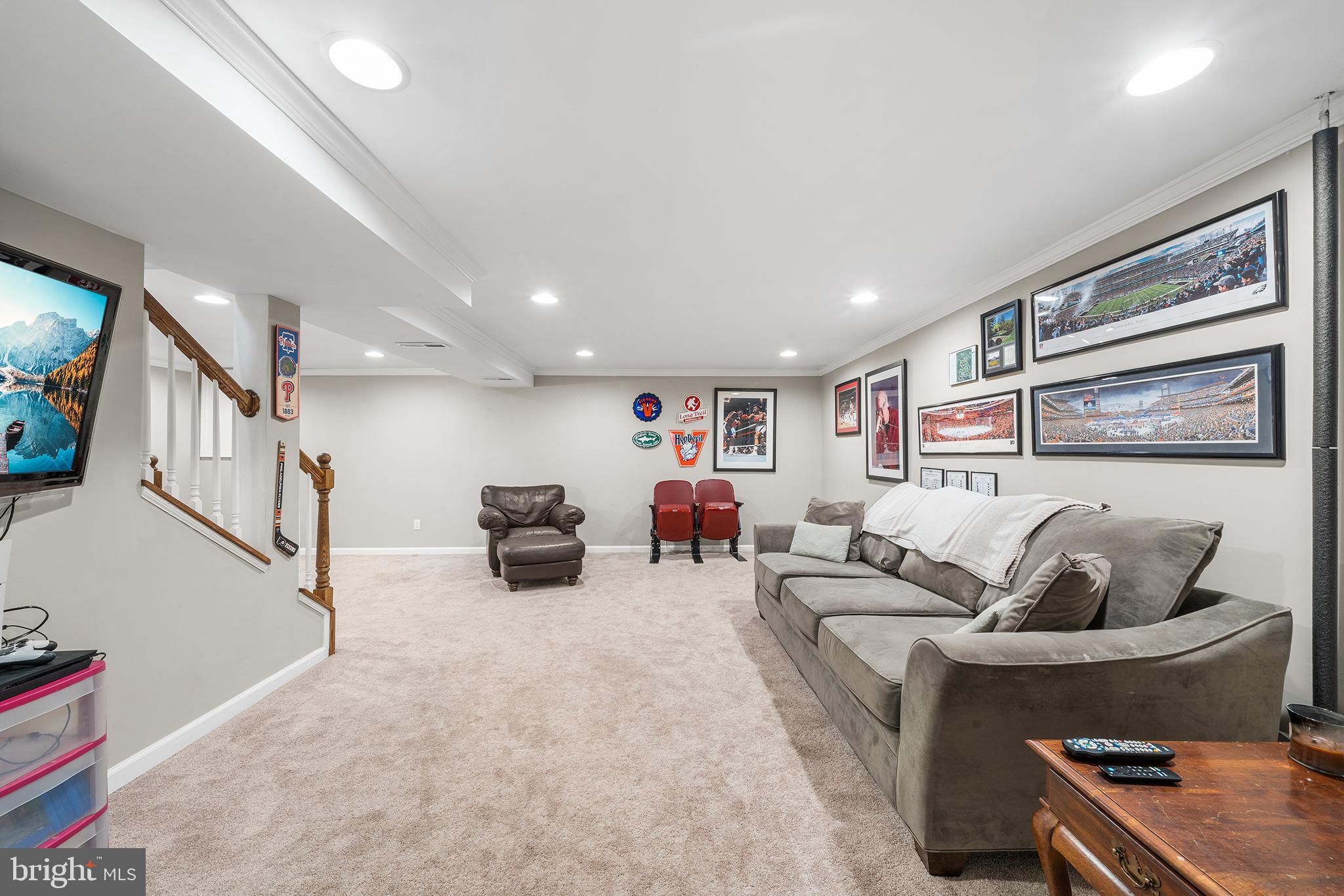 6 DIANE DRIVE