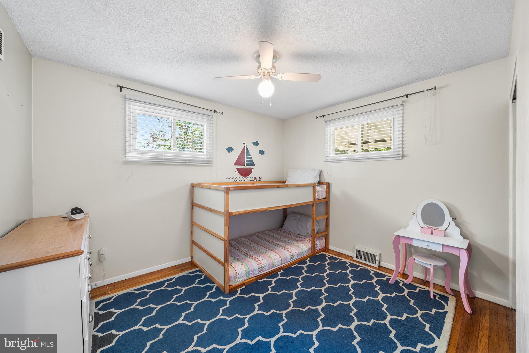 6 DIANE DRIVE