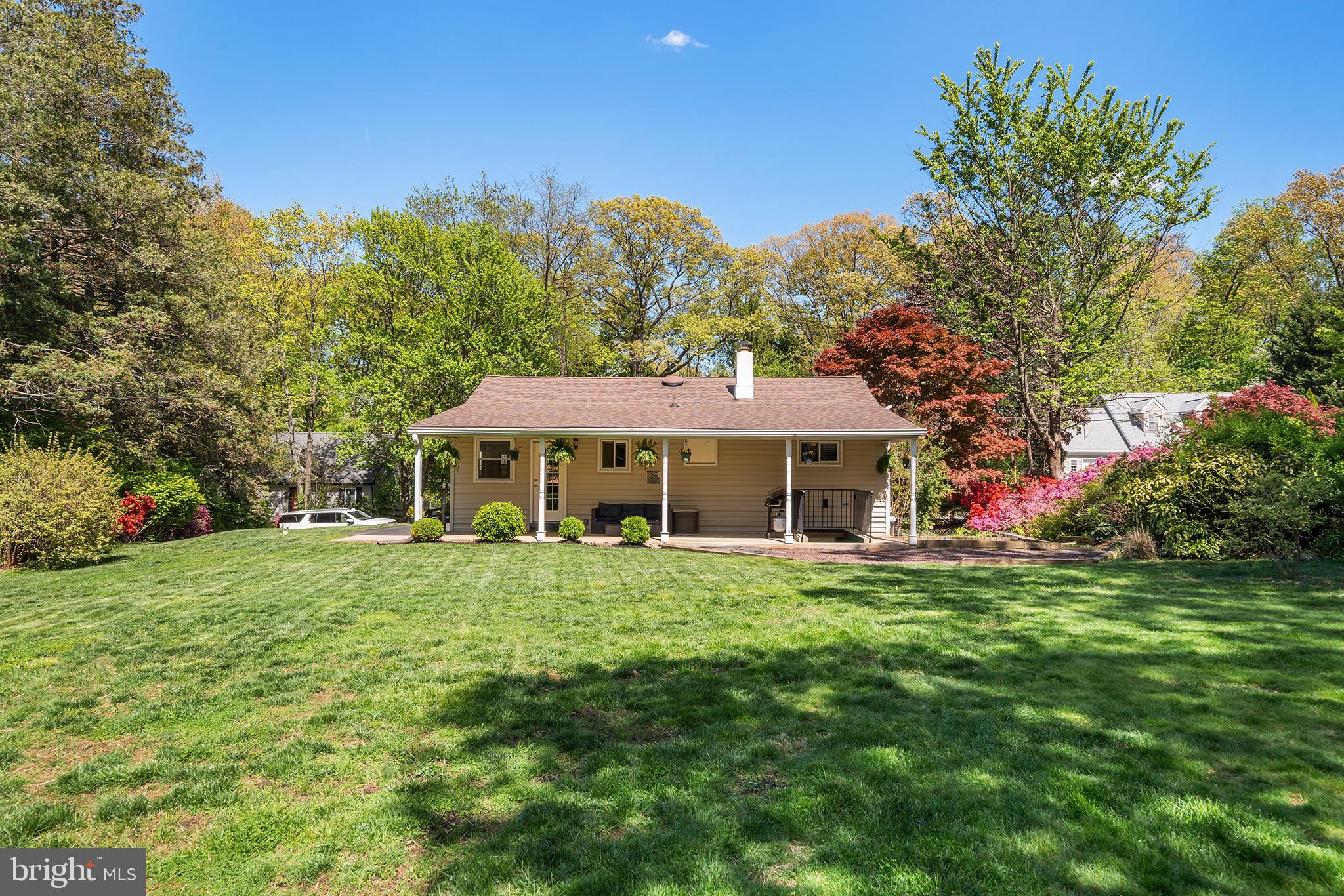 6 DIANE DRIVE