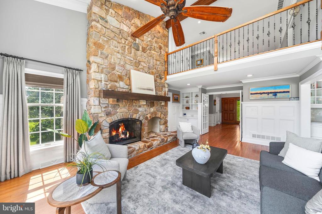 1173 SHADOW OAK DRIVE