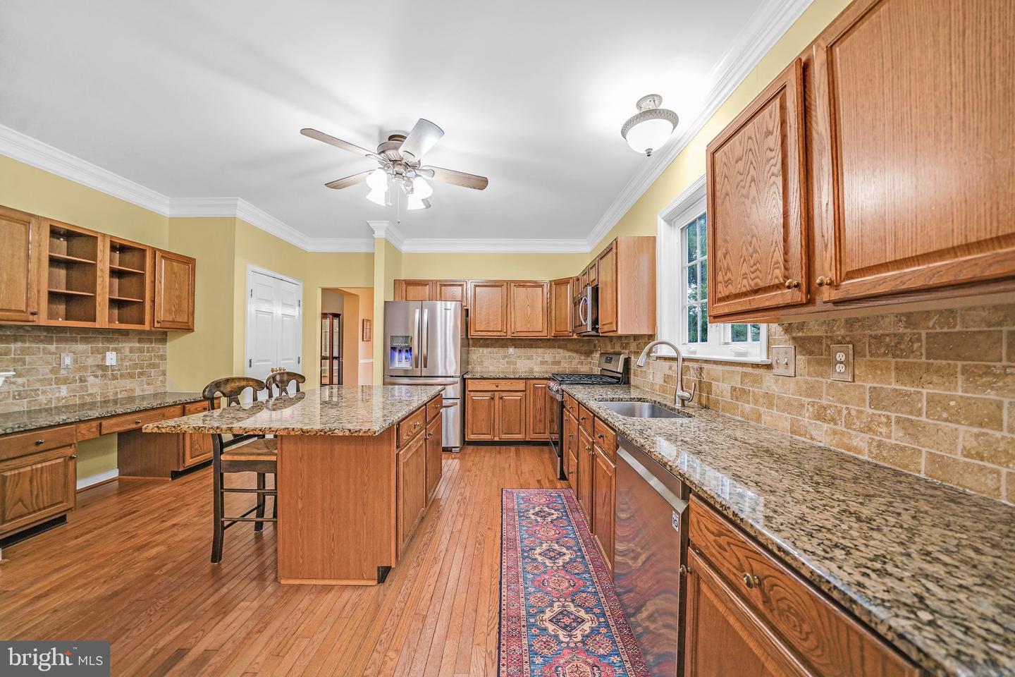 804 E Daffodill Ln