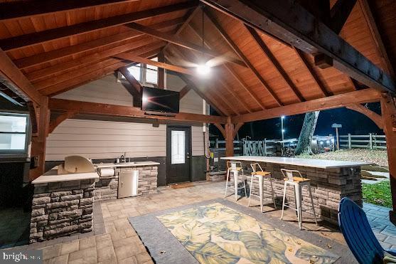 21 Pine Tree Dr