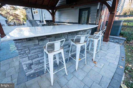 21 Pine Tree Dr