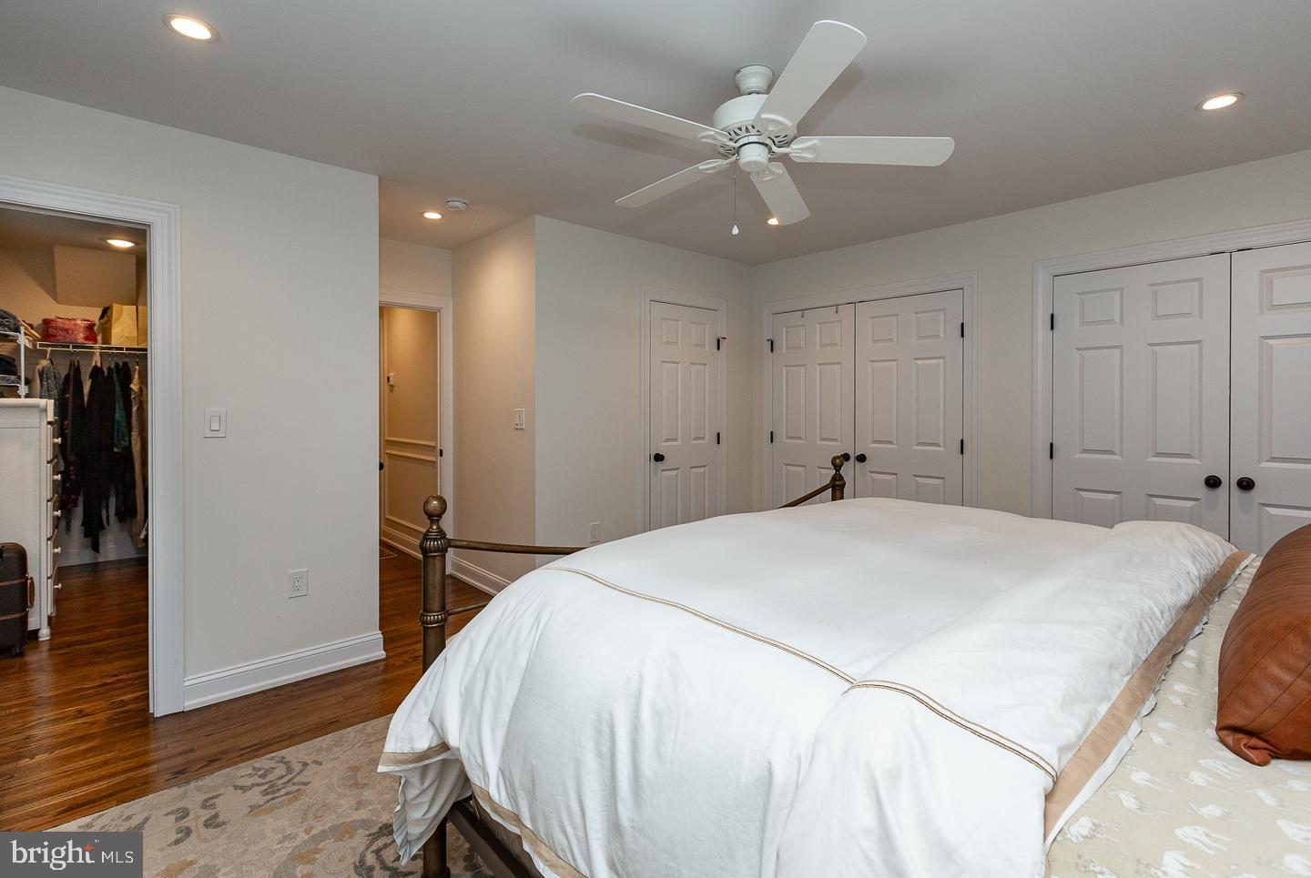 3 E Mercer Ave E