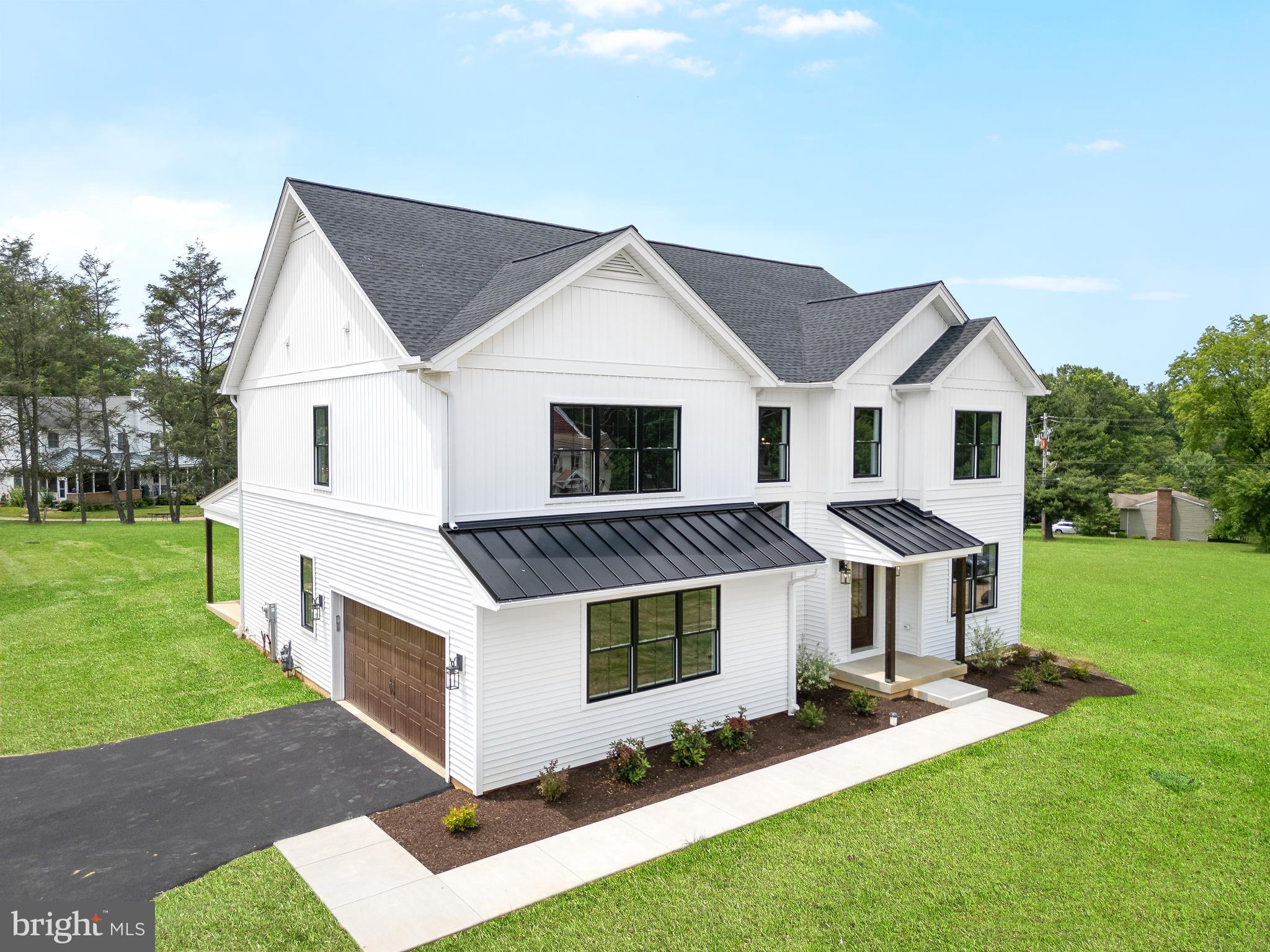 40 van Leer Ave