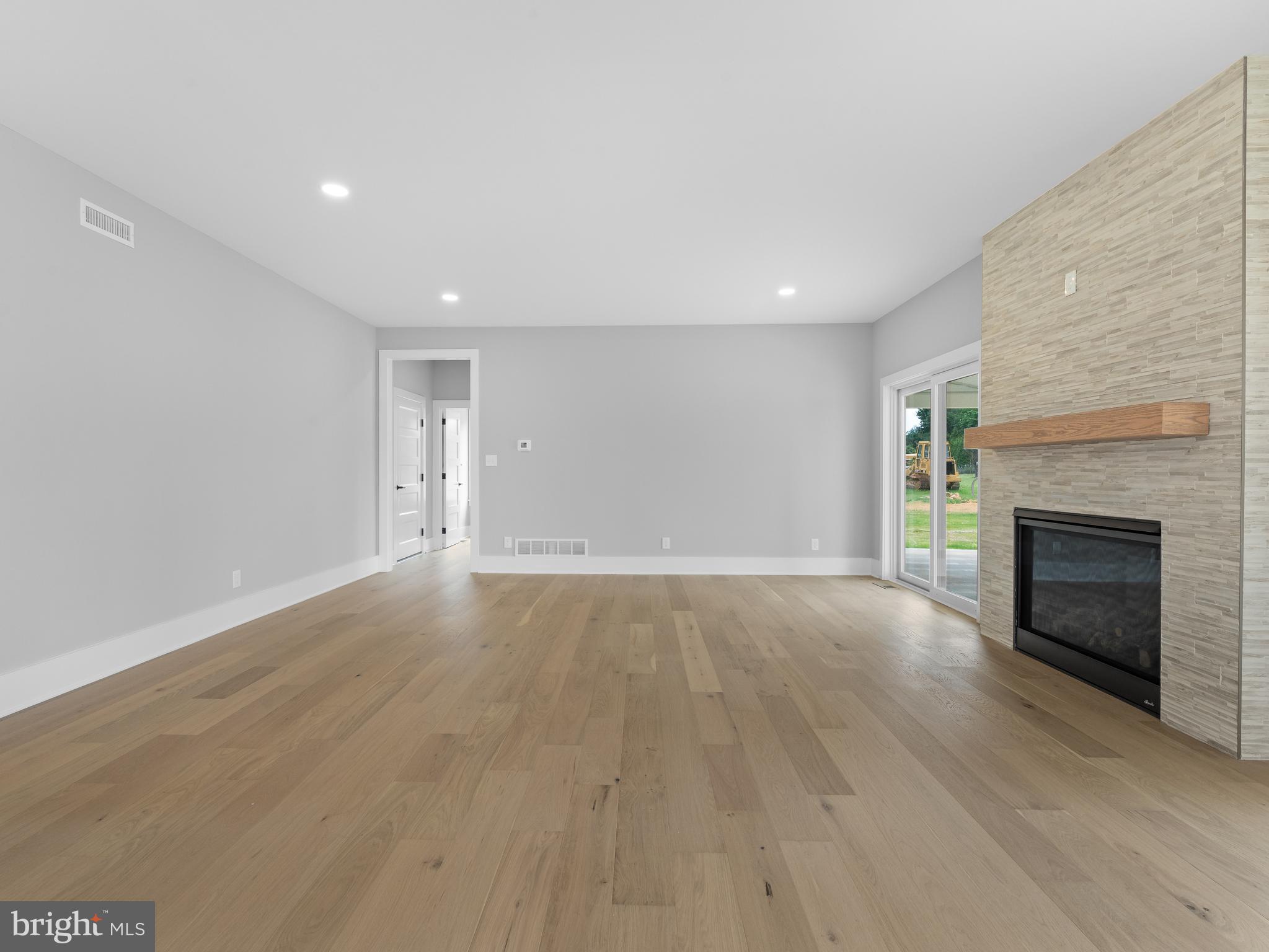 40 van Leer Ave