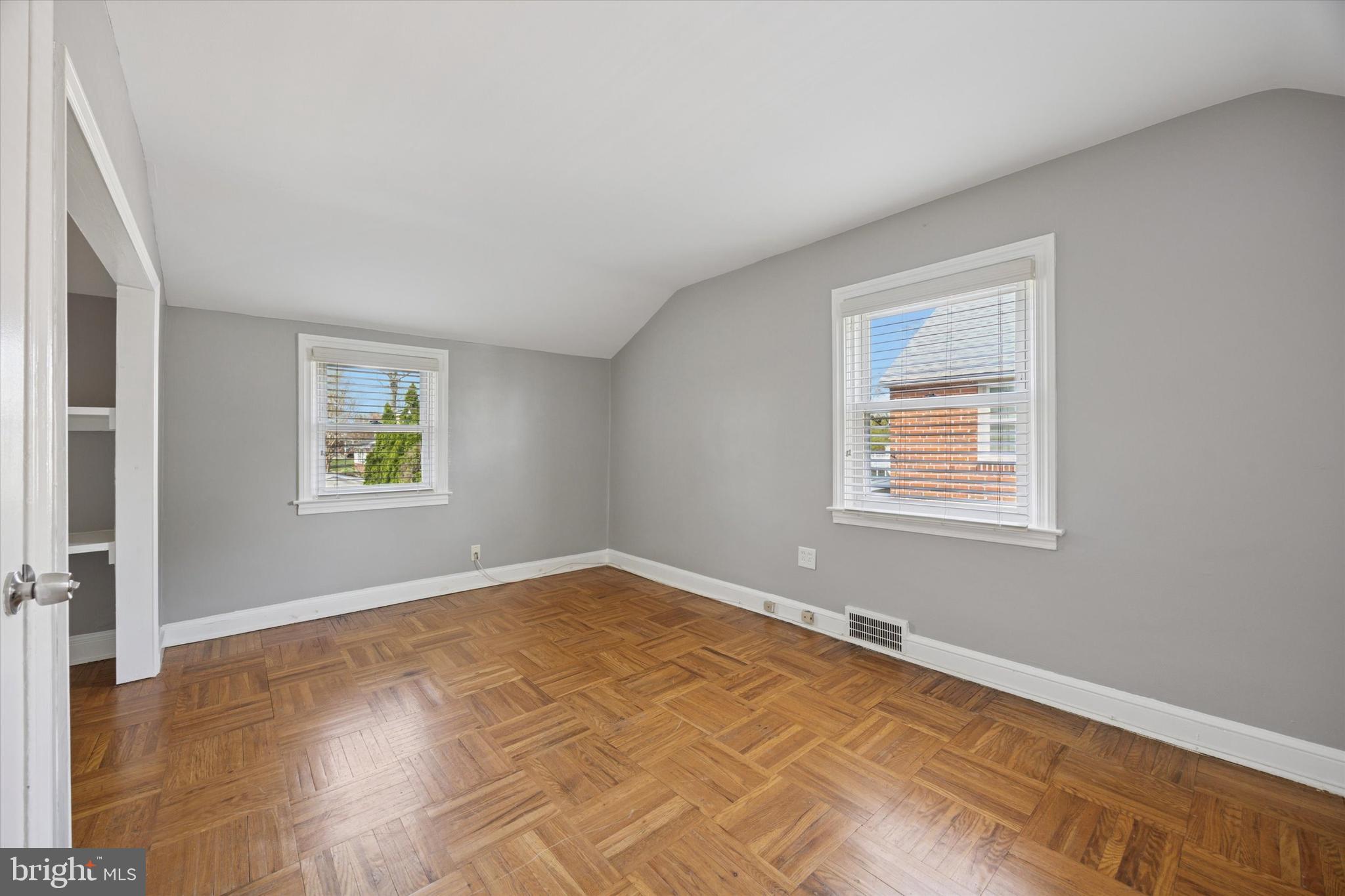 510 W South Ave