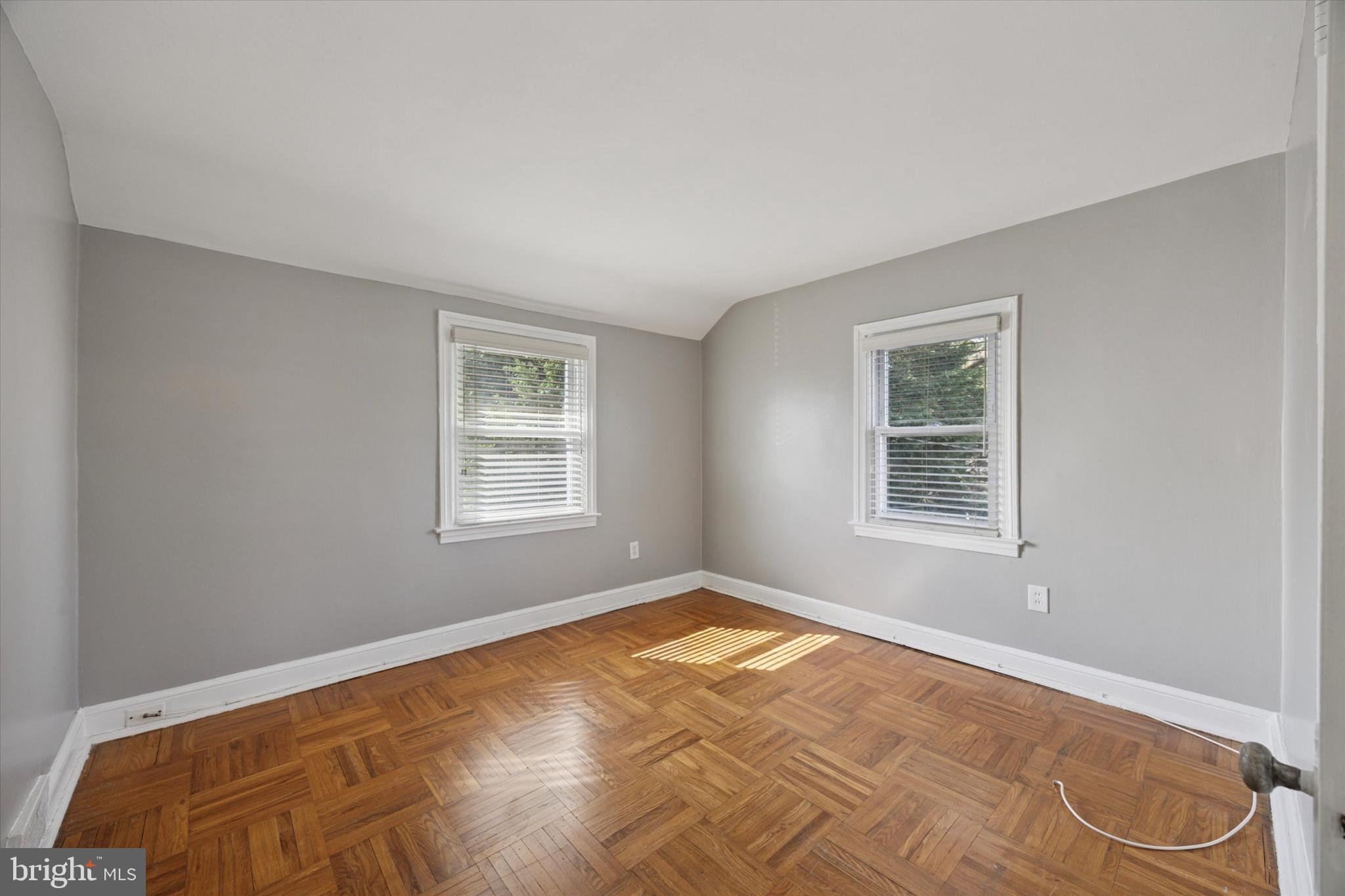 510 W South Ave