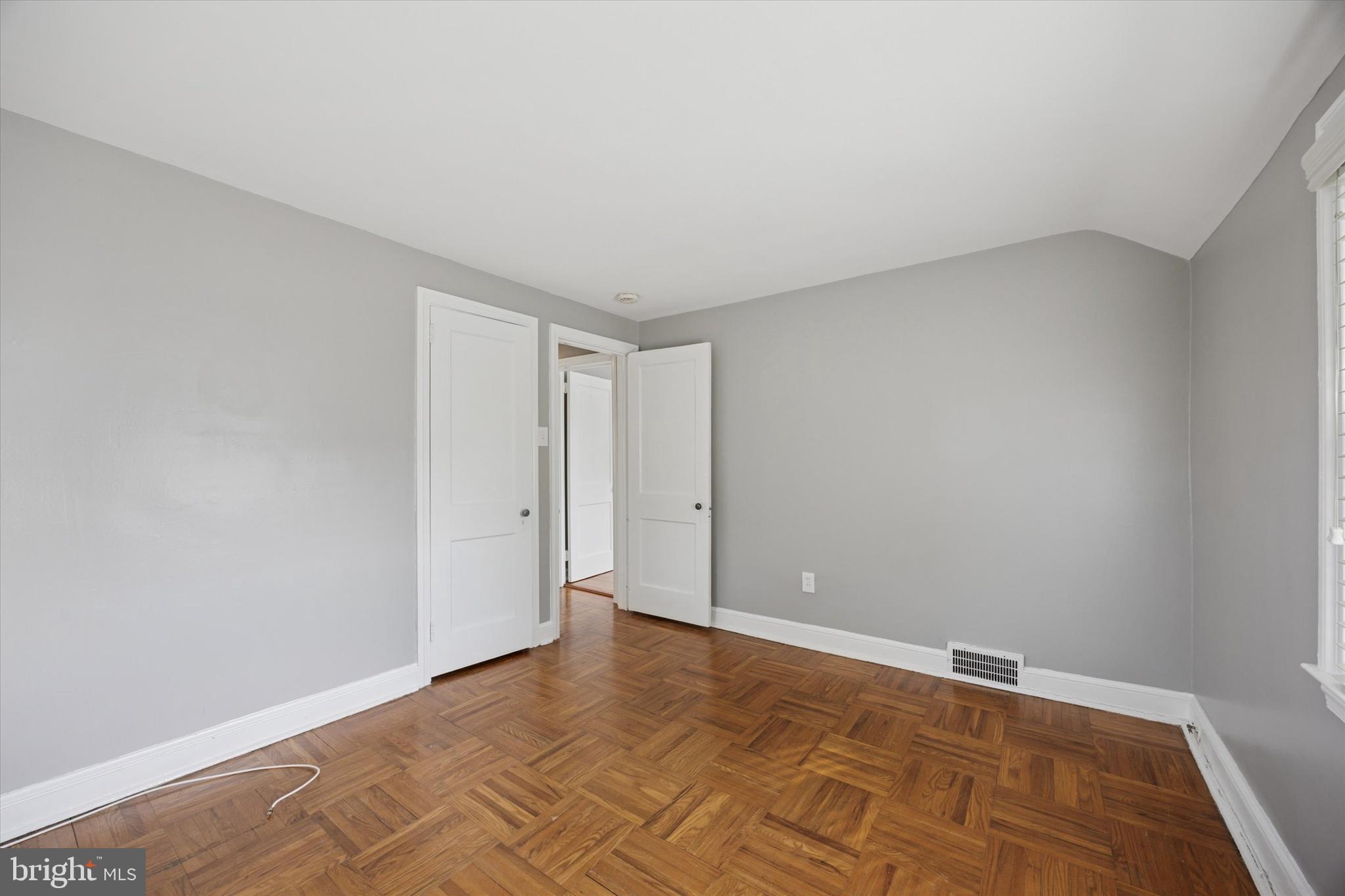 510 W South Ave