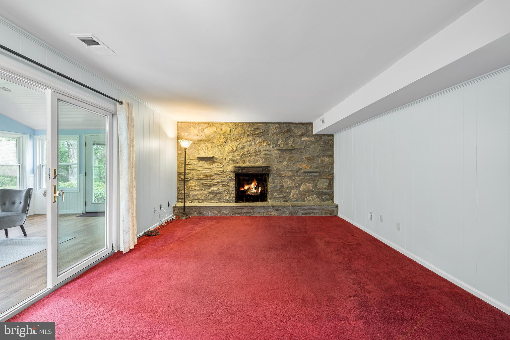 424 Foulke Ln