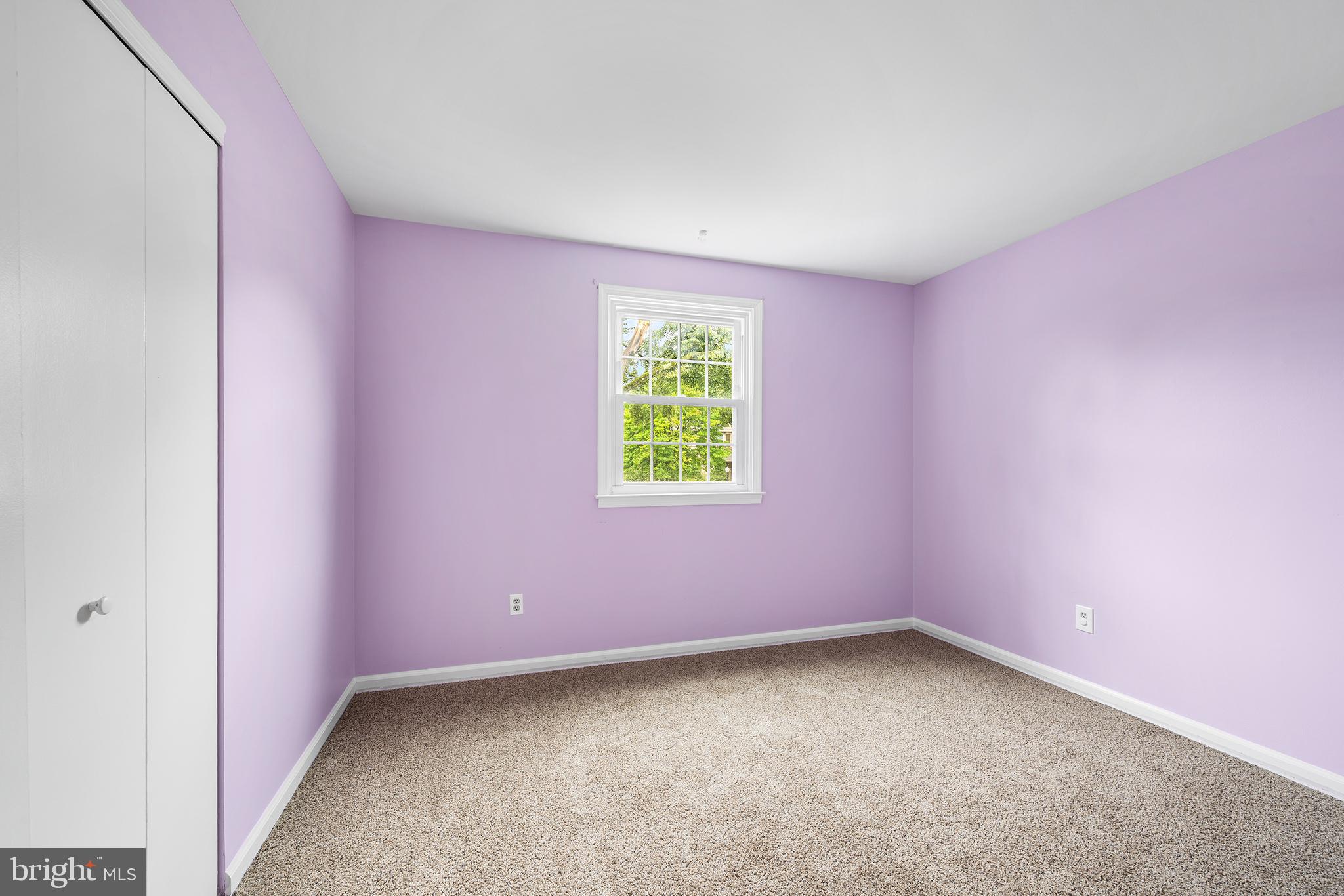 424 Foulke Ln