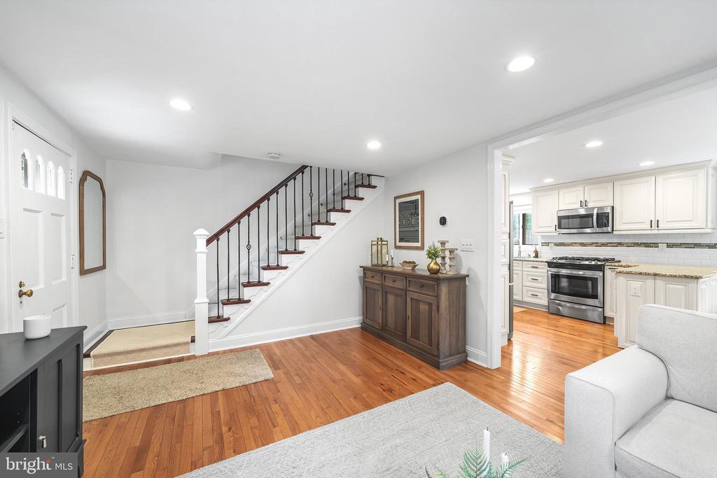 411 SUGARTOWN ROAD