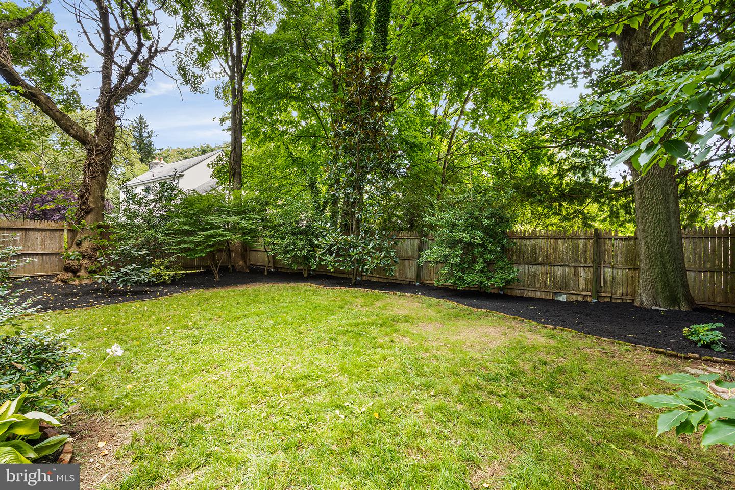1225 Montgomery Ave