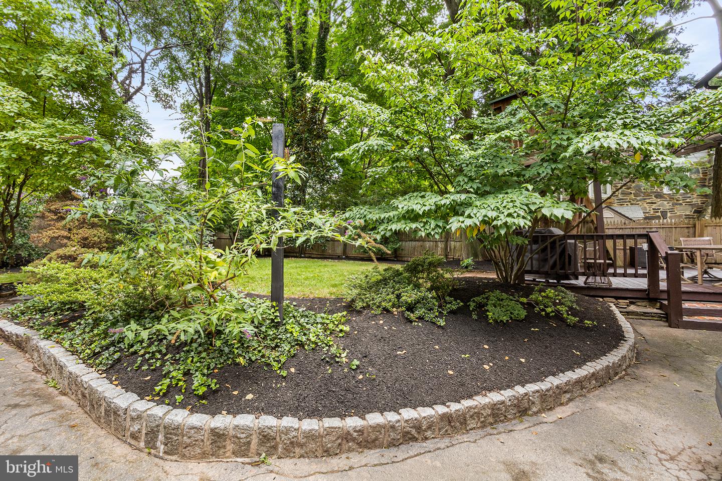 1225 Montgomery Ave