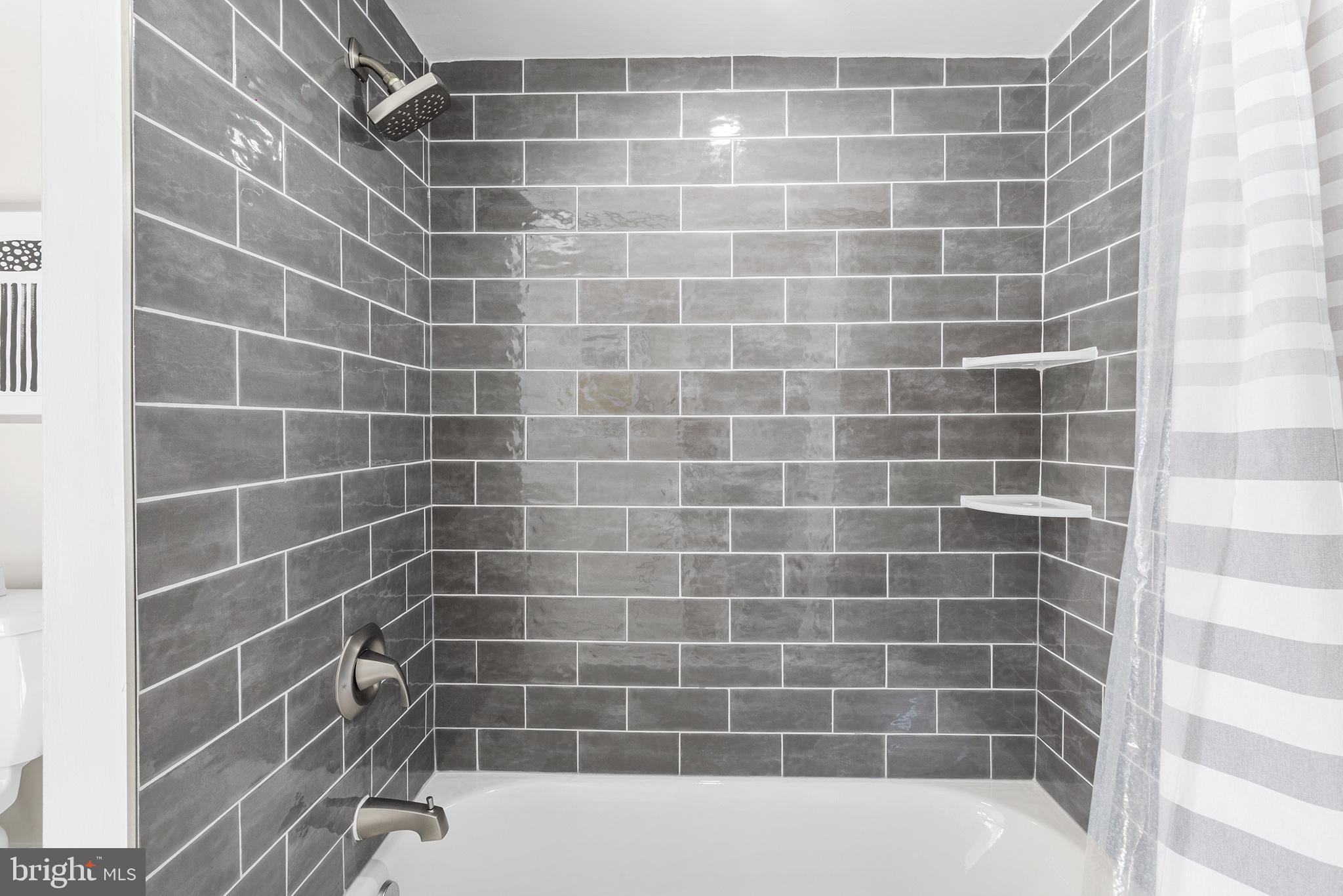 605 Spring Mill Ave