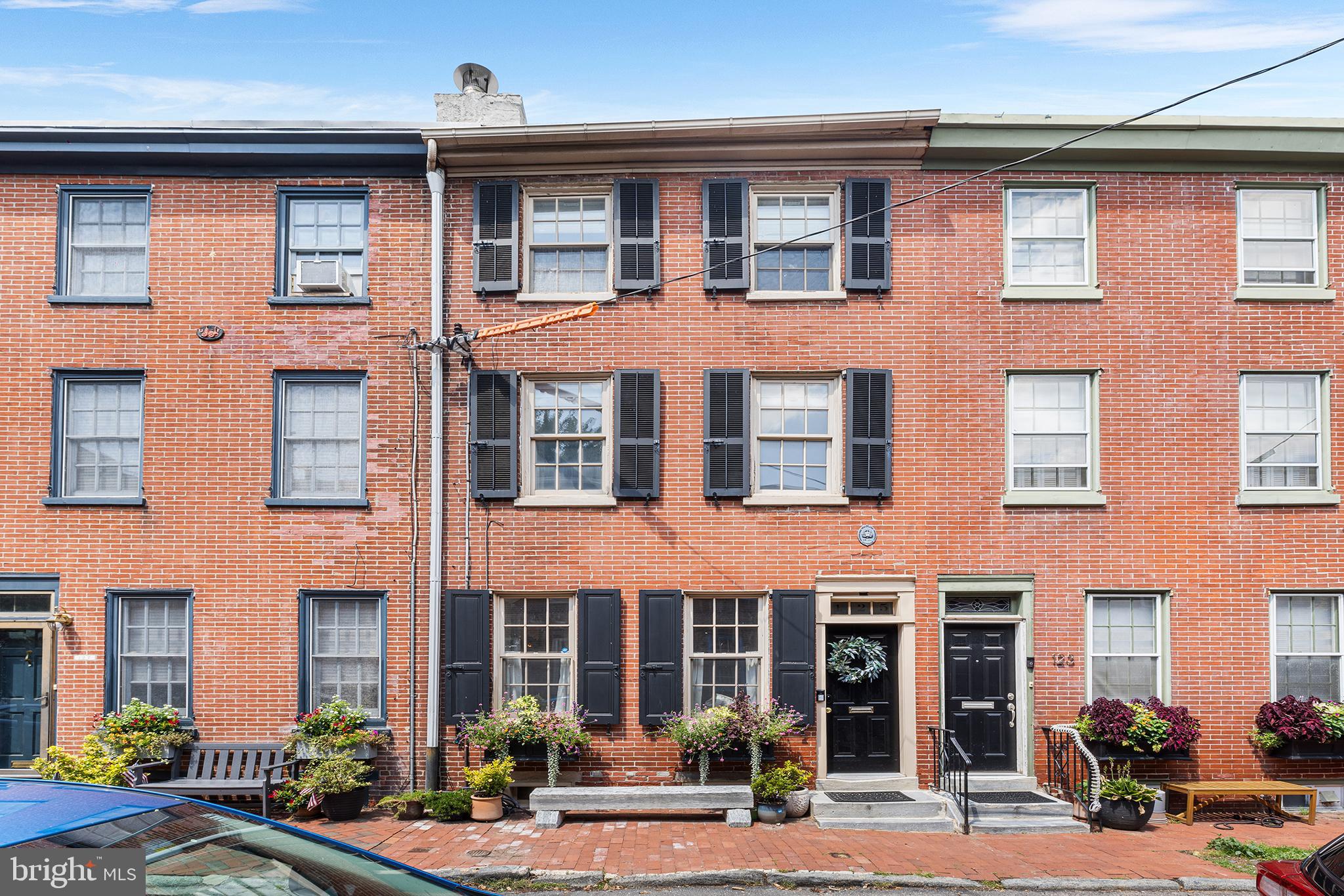 125 Beck St