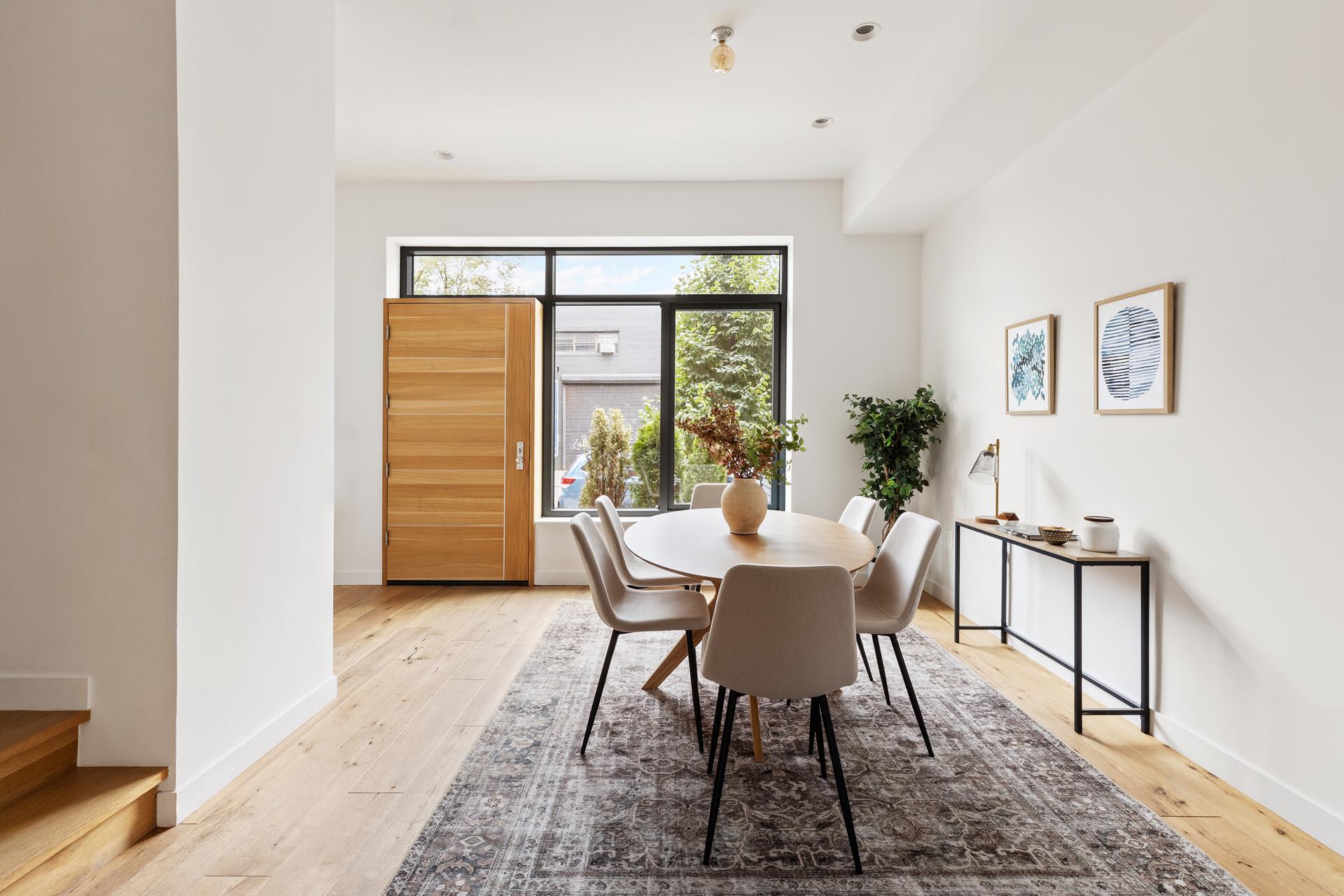 22 VANDERBILT Avenue