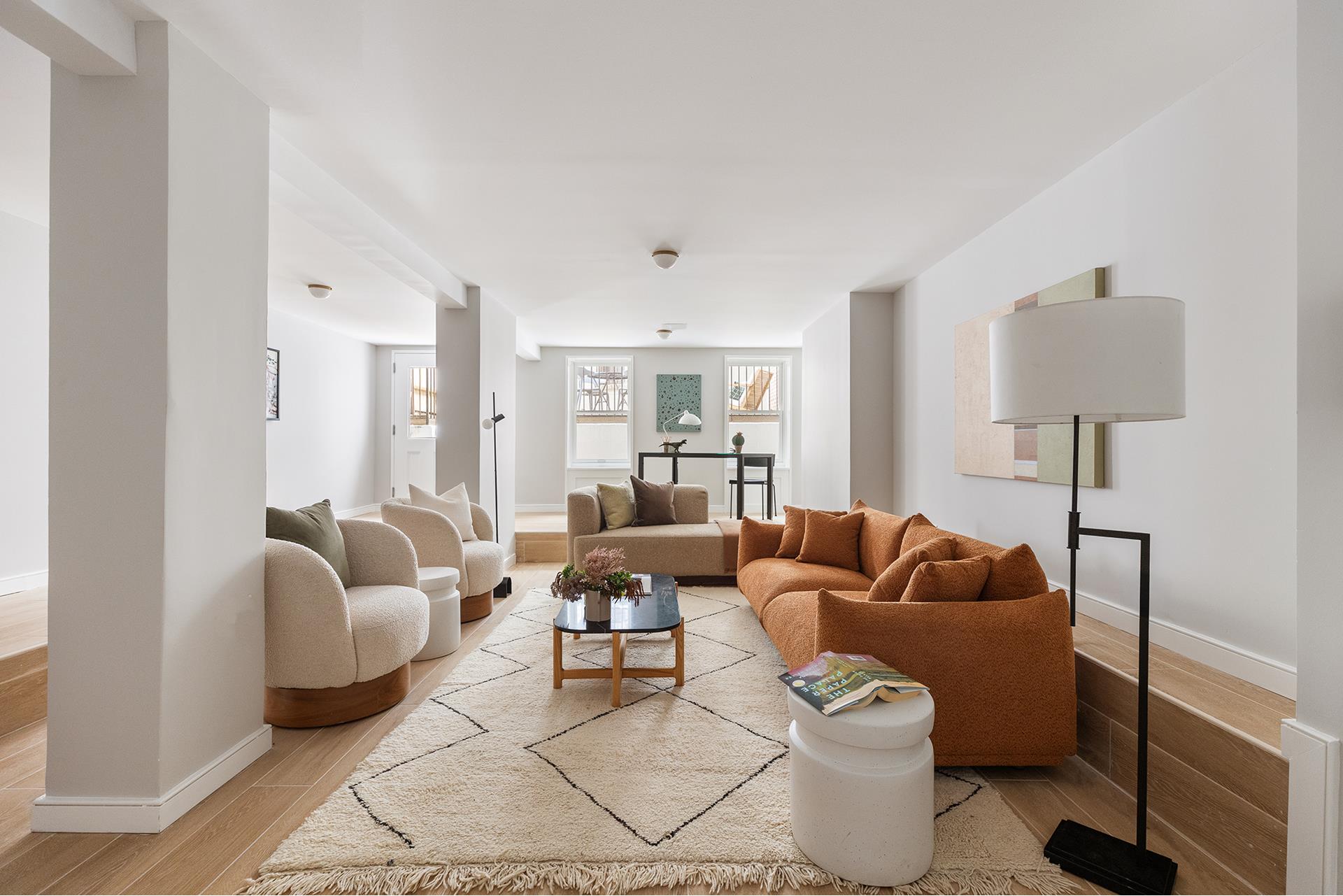 538 HENRY Street 1