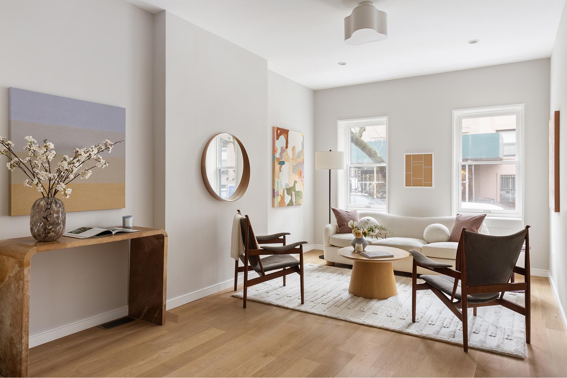 538 HENRY Street 1