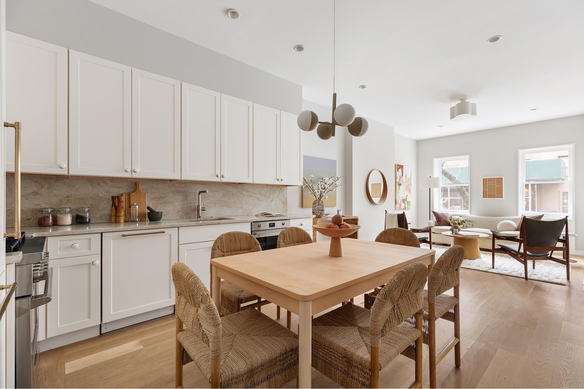 538 HENRY Street 1