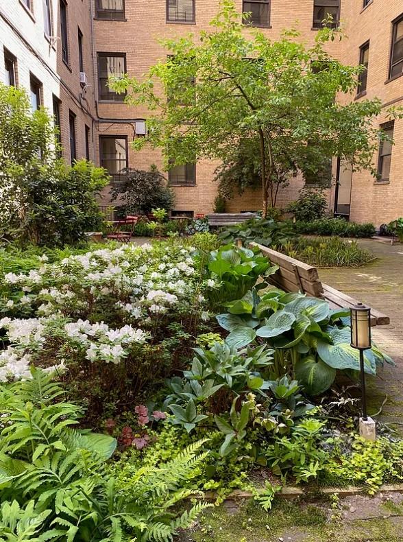 295 St Johns Place 2J