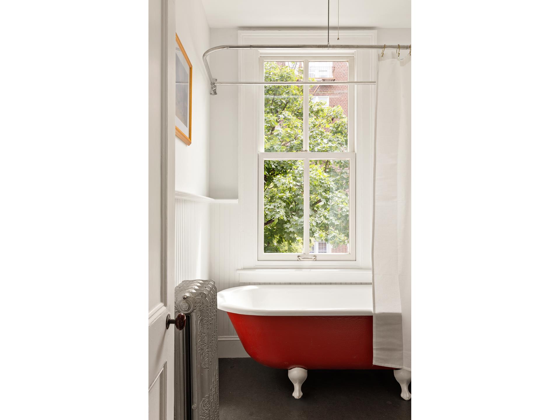 250 CUMBERLAND Street