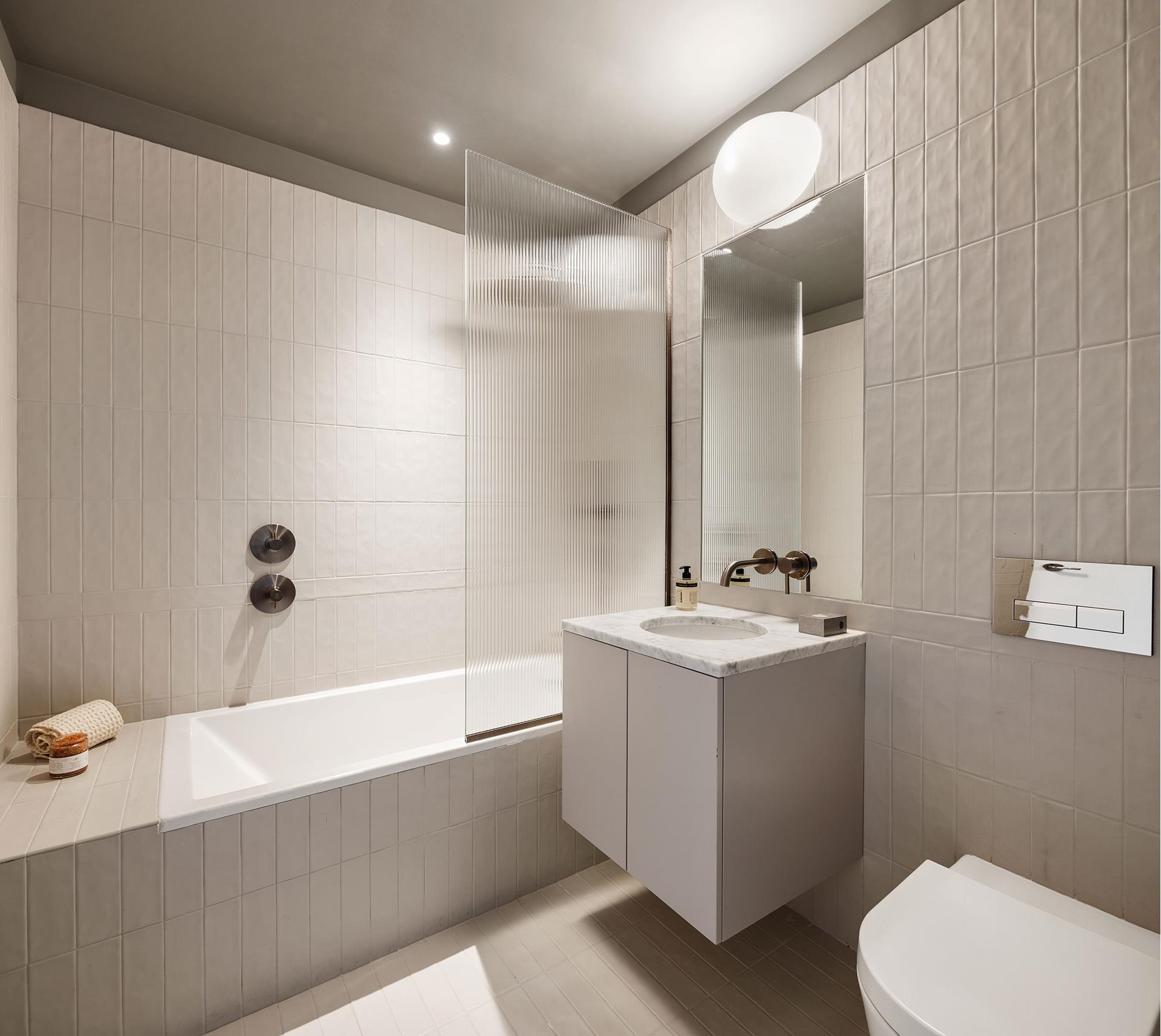 144 VANDERBILT Avenue 4D