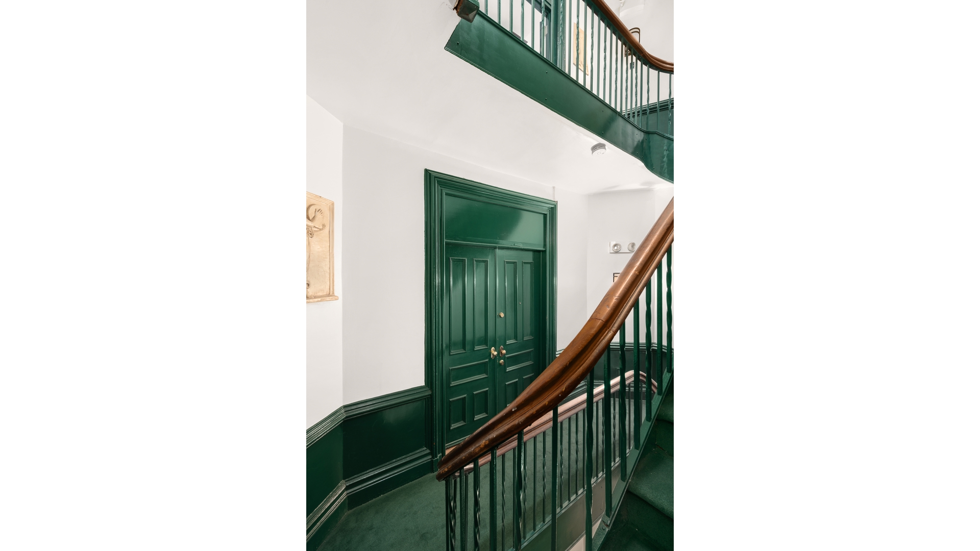 129 E 17TH Street 5