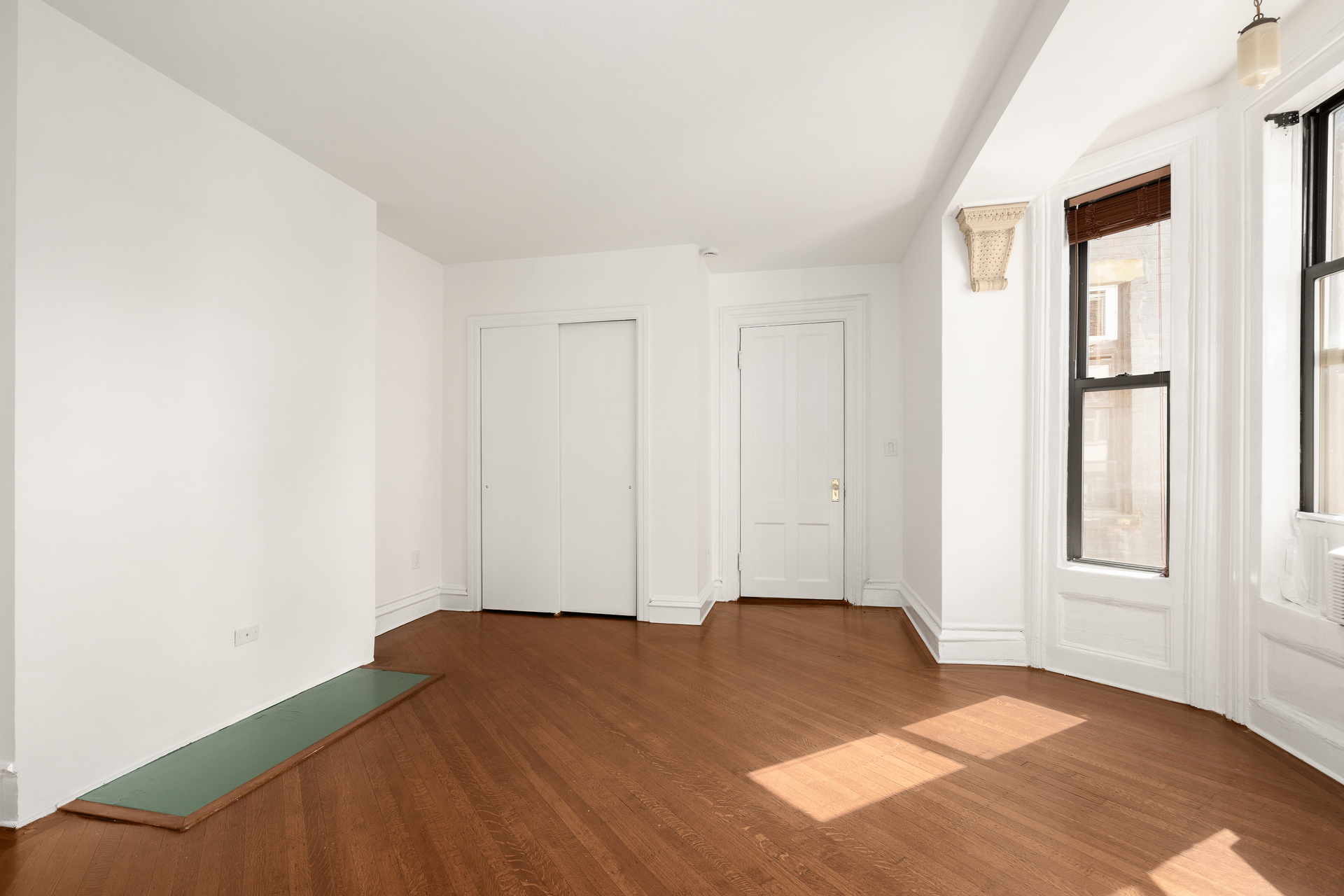 129 E 17TH Street 5