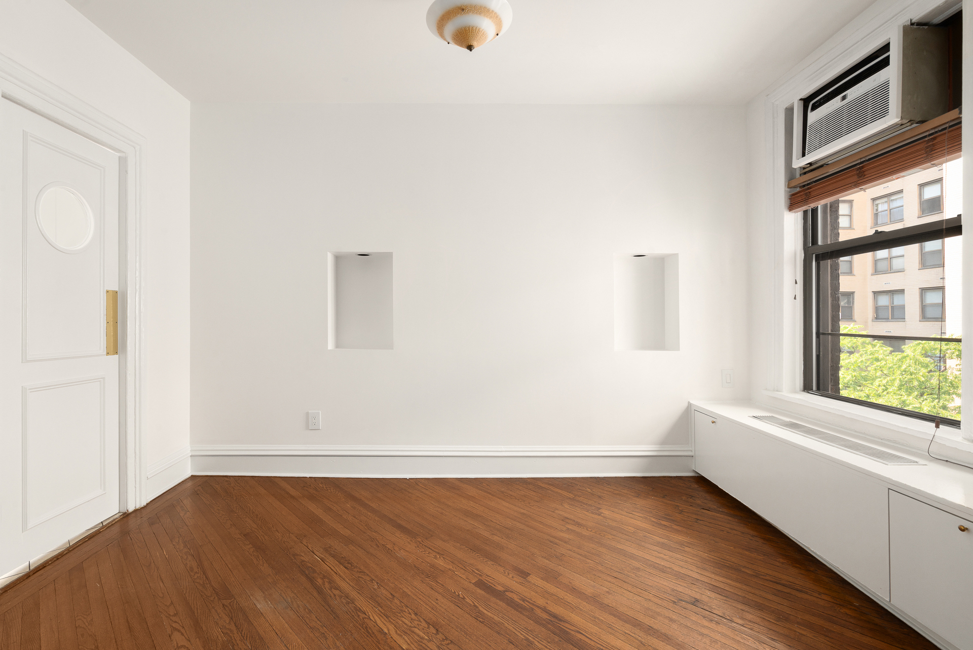 129 E 17TH Street 5