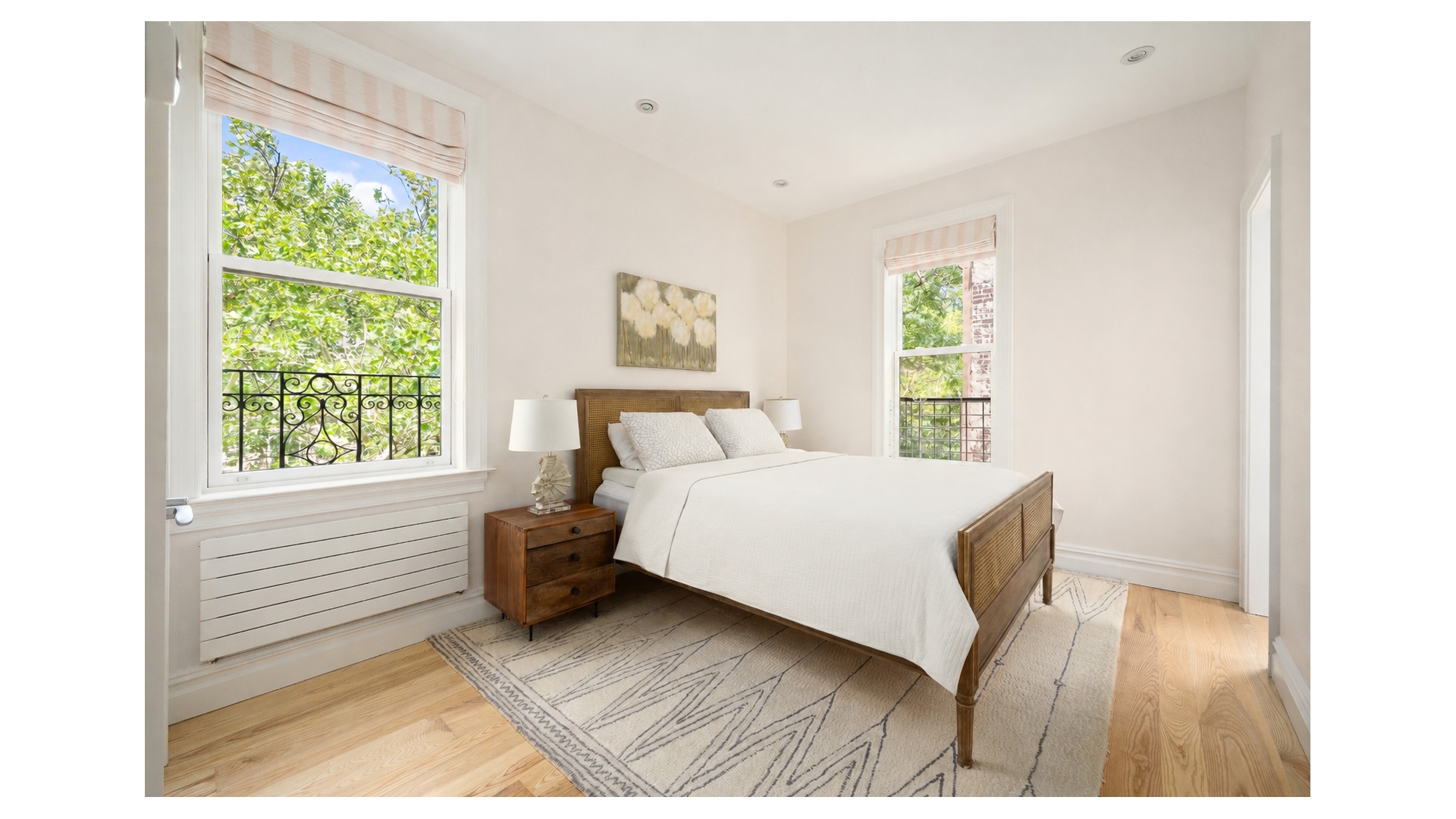 582 2ND Street 4