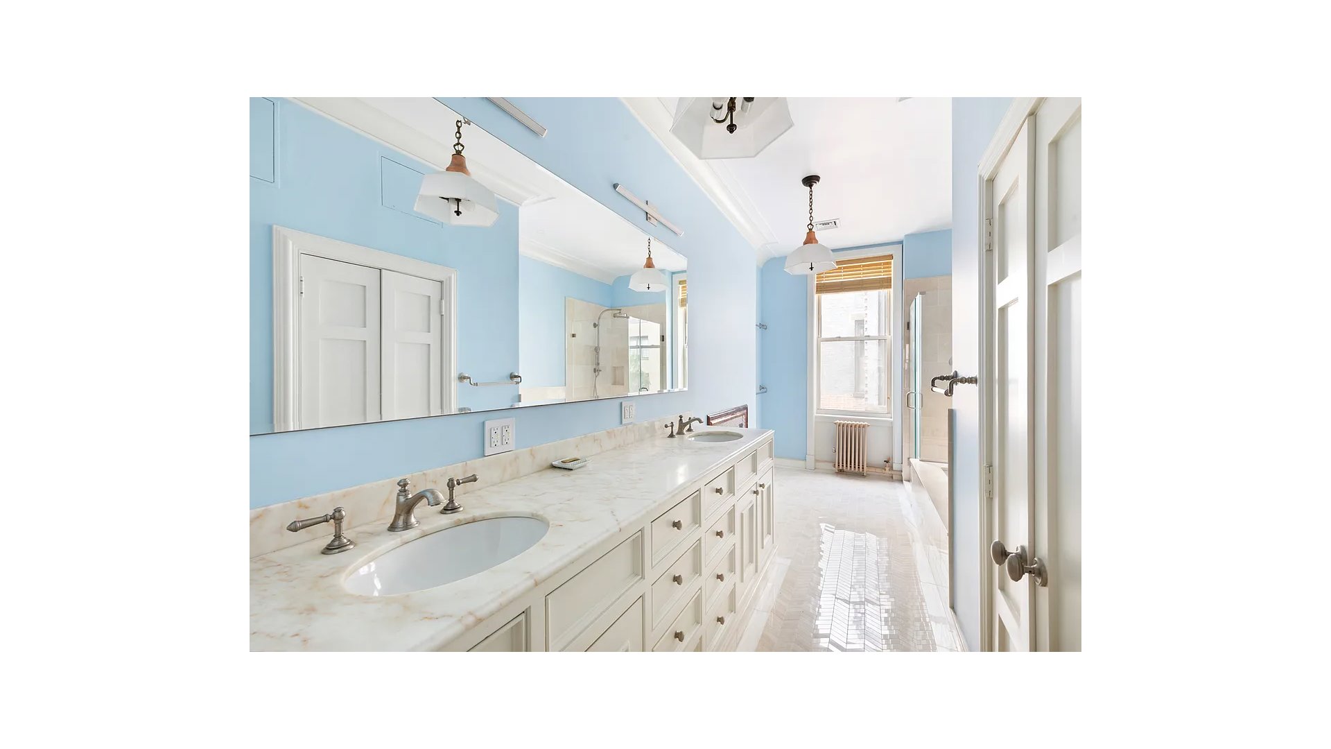 129 E 17TH Street 3