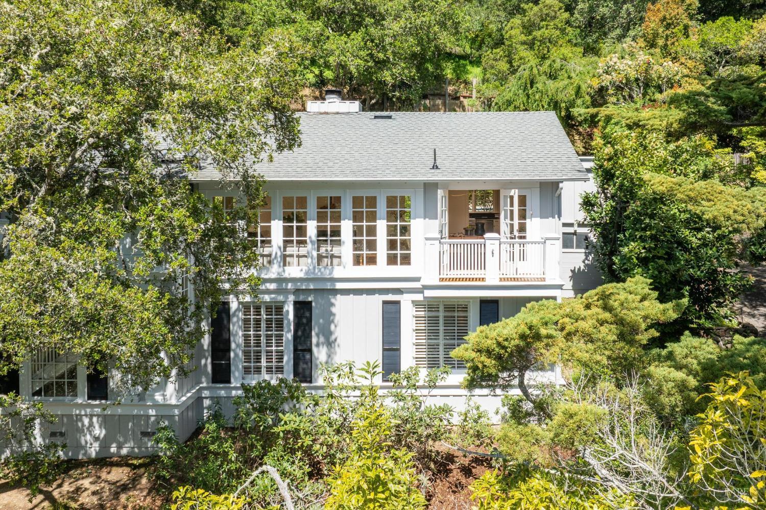 144 Woodbine Dr
