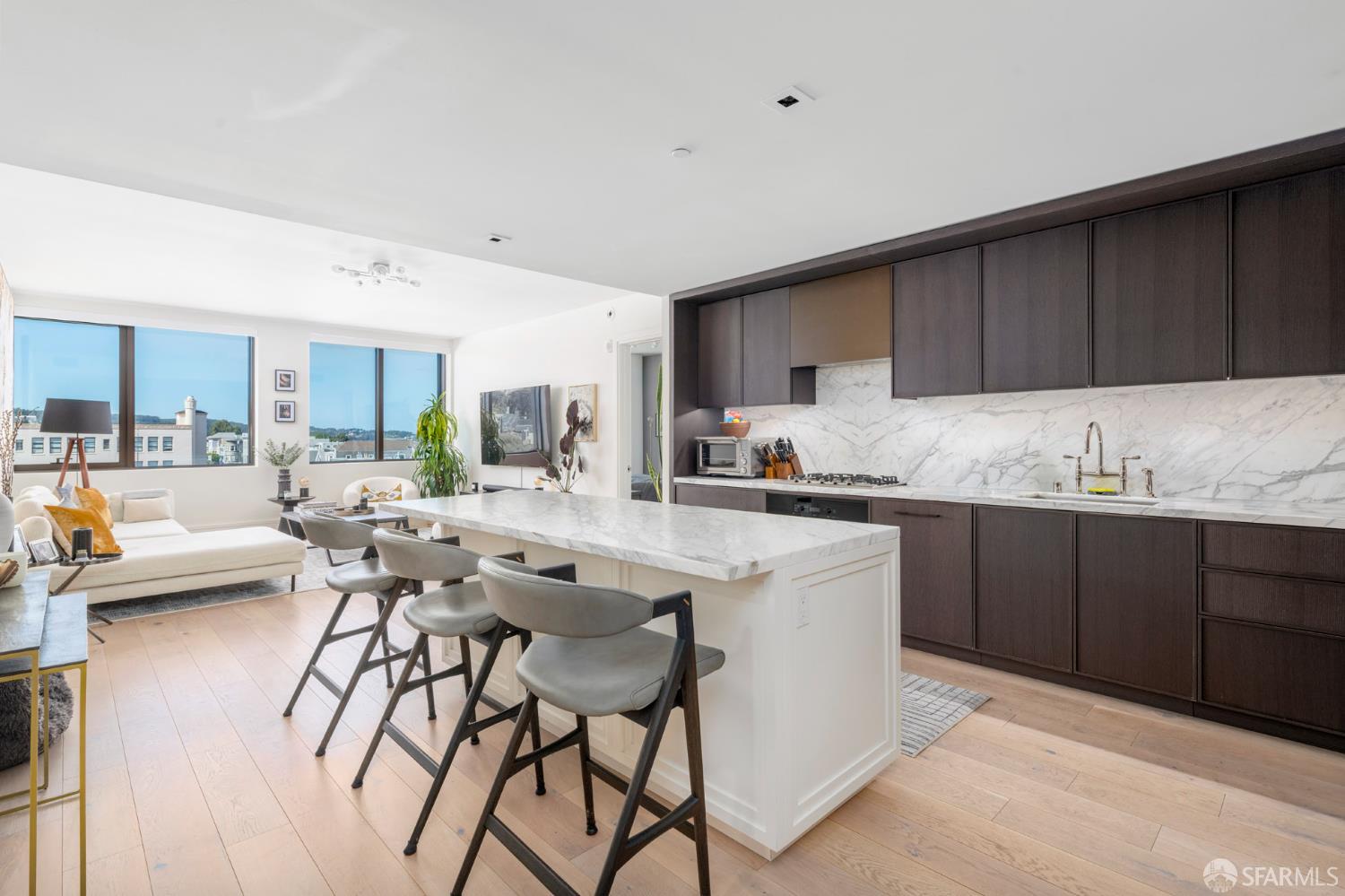 1515 Union Street # 4B