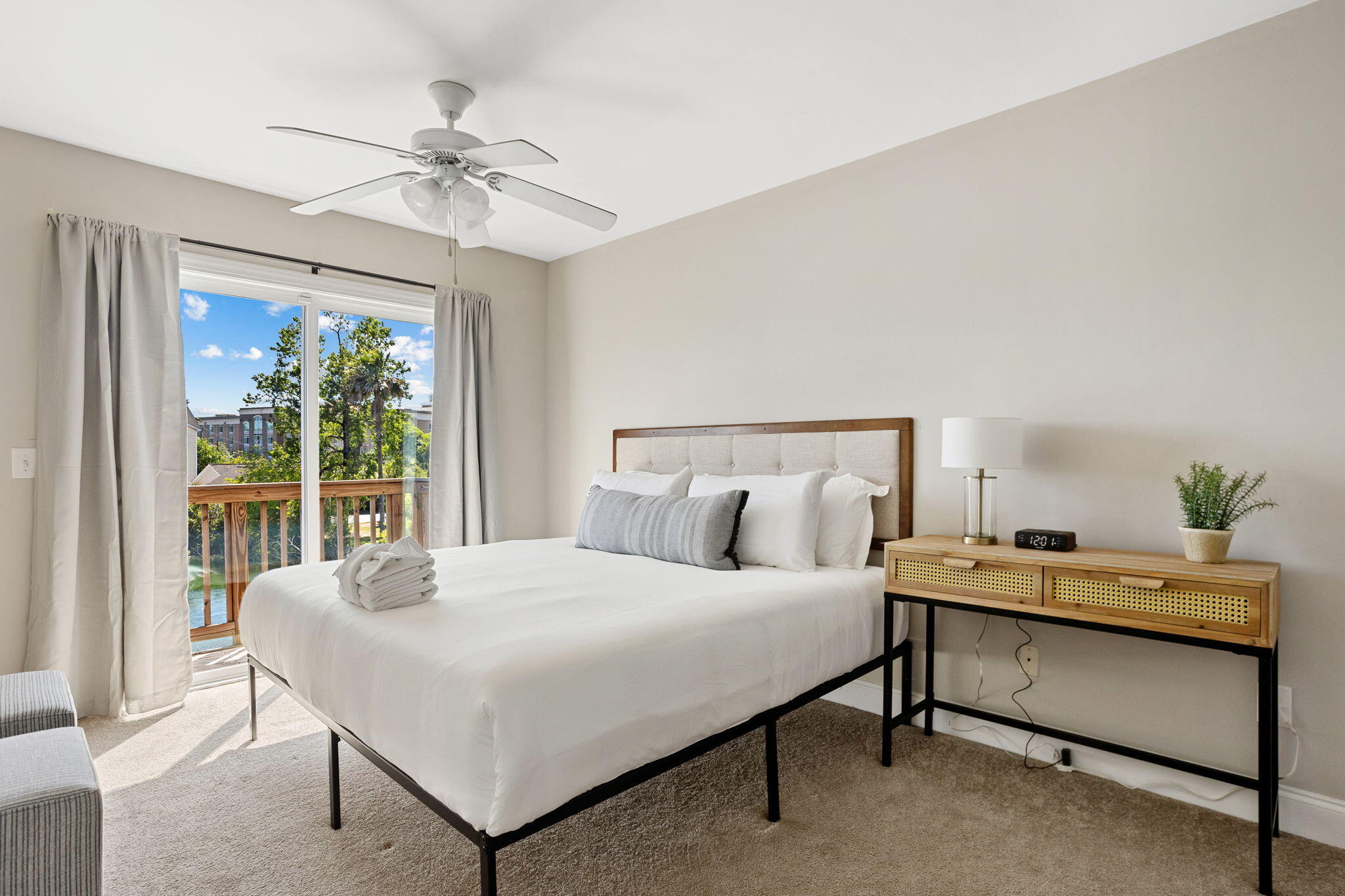 4993 Lake Palmetto Lane