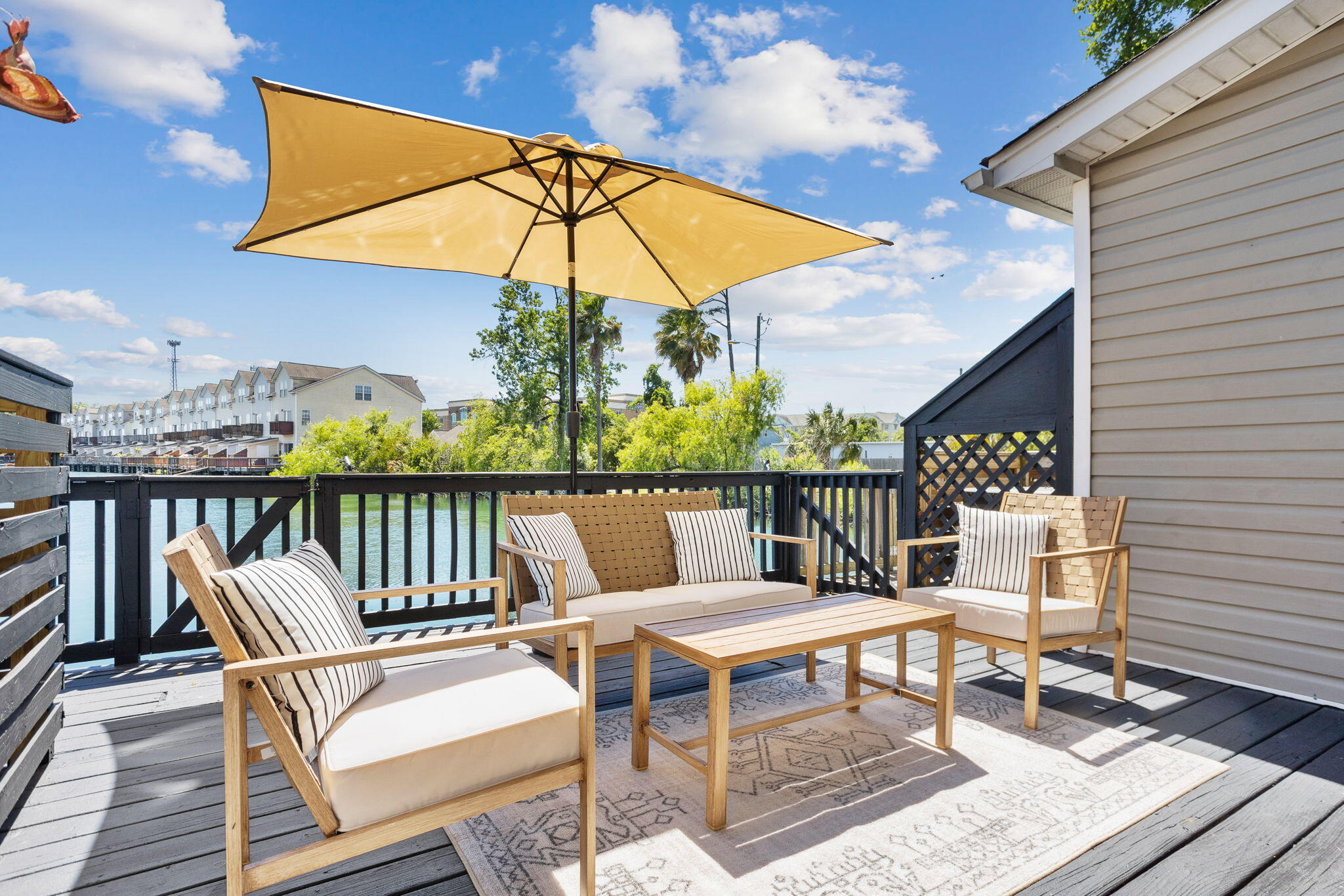 4993 Lake Palmetto Lane