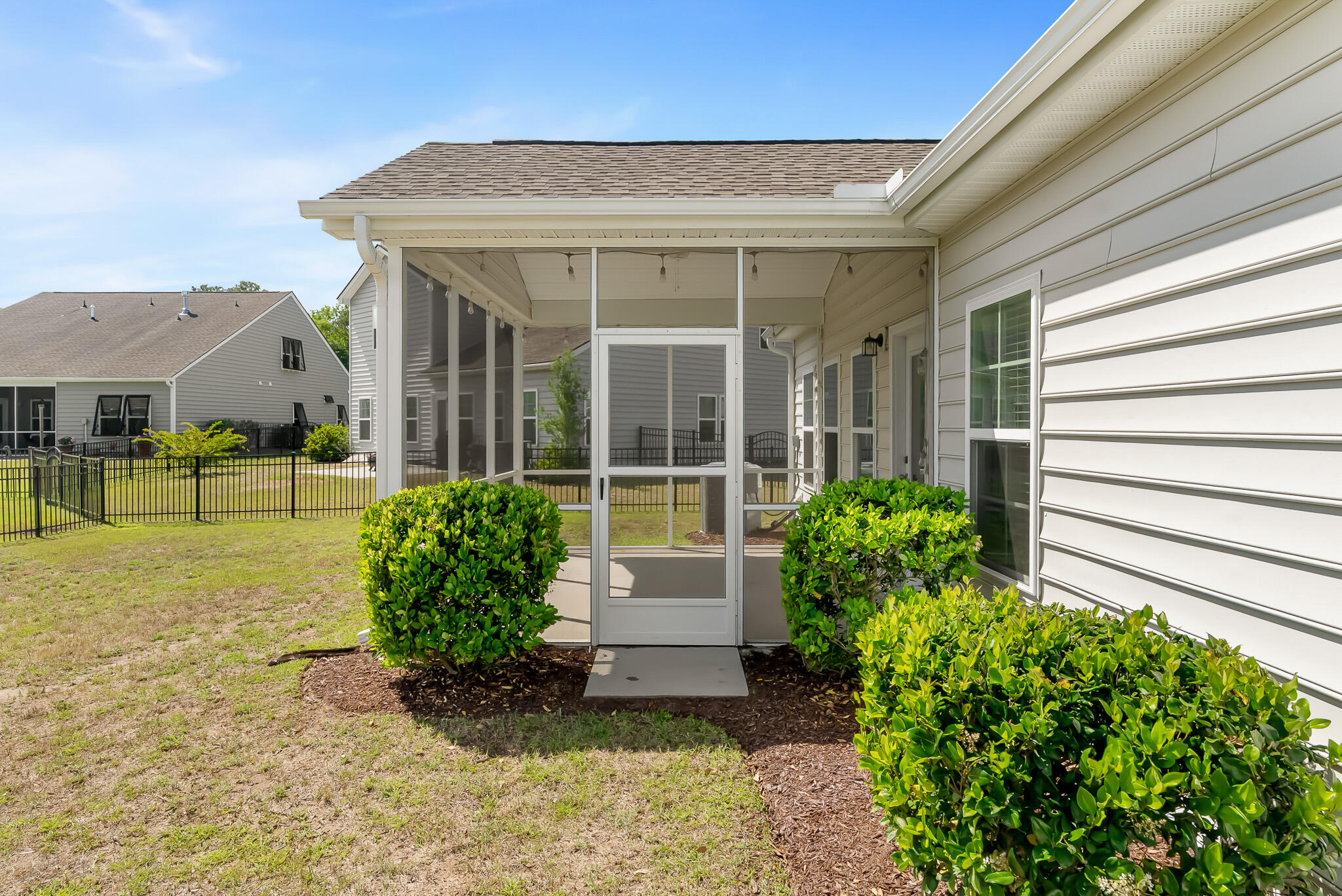 5060 Catfish Loop
