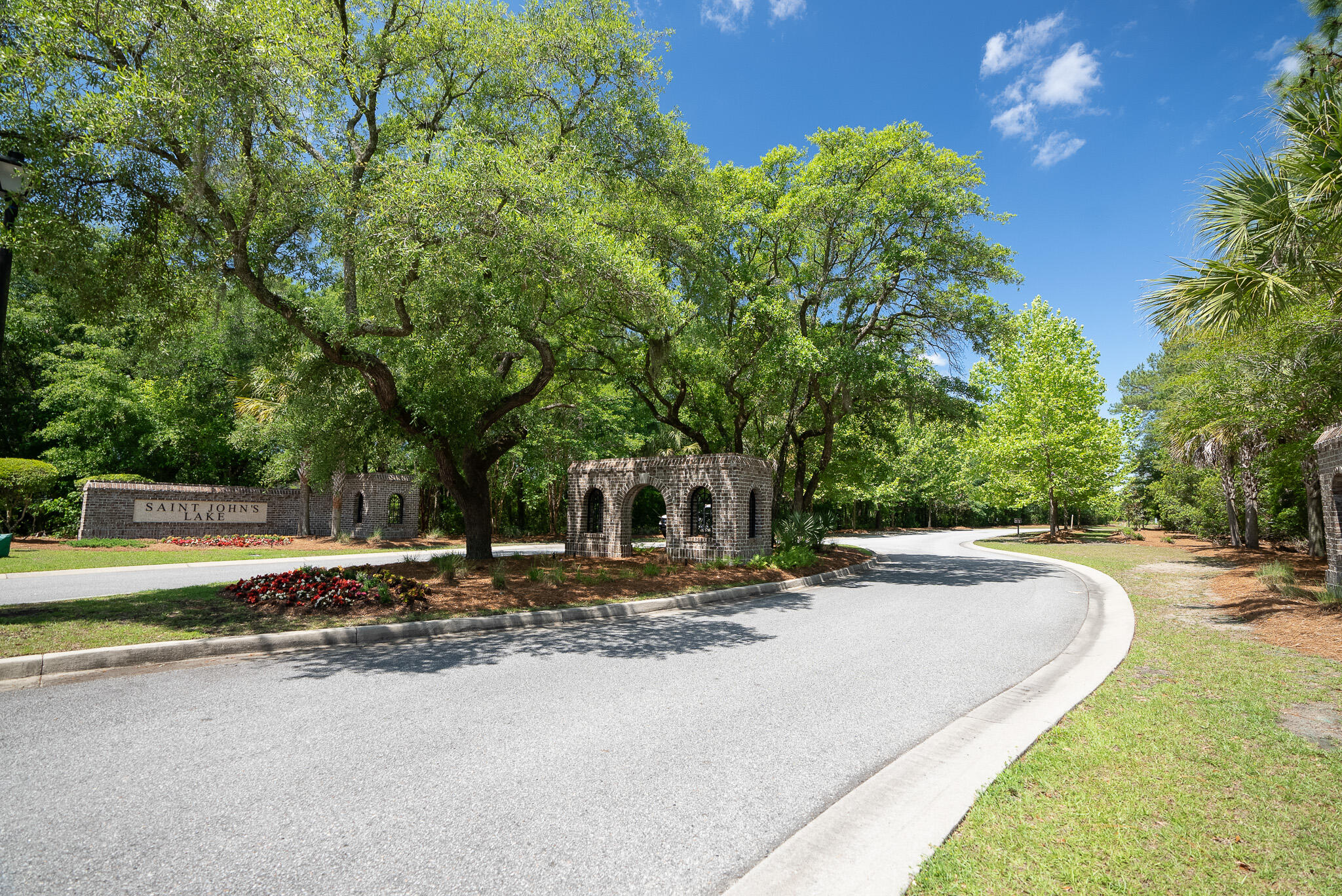 5060 Catfish Loop