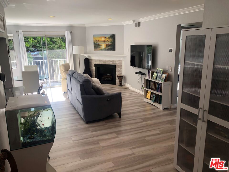 1515 S Beverly Dr Unit: 409
