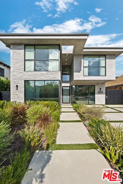 6511 Maryland Dr