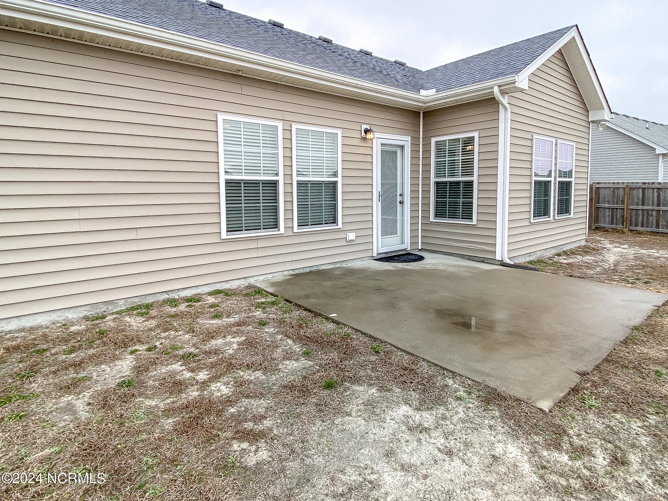 135 Laurel Woods Way