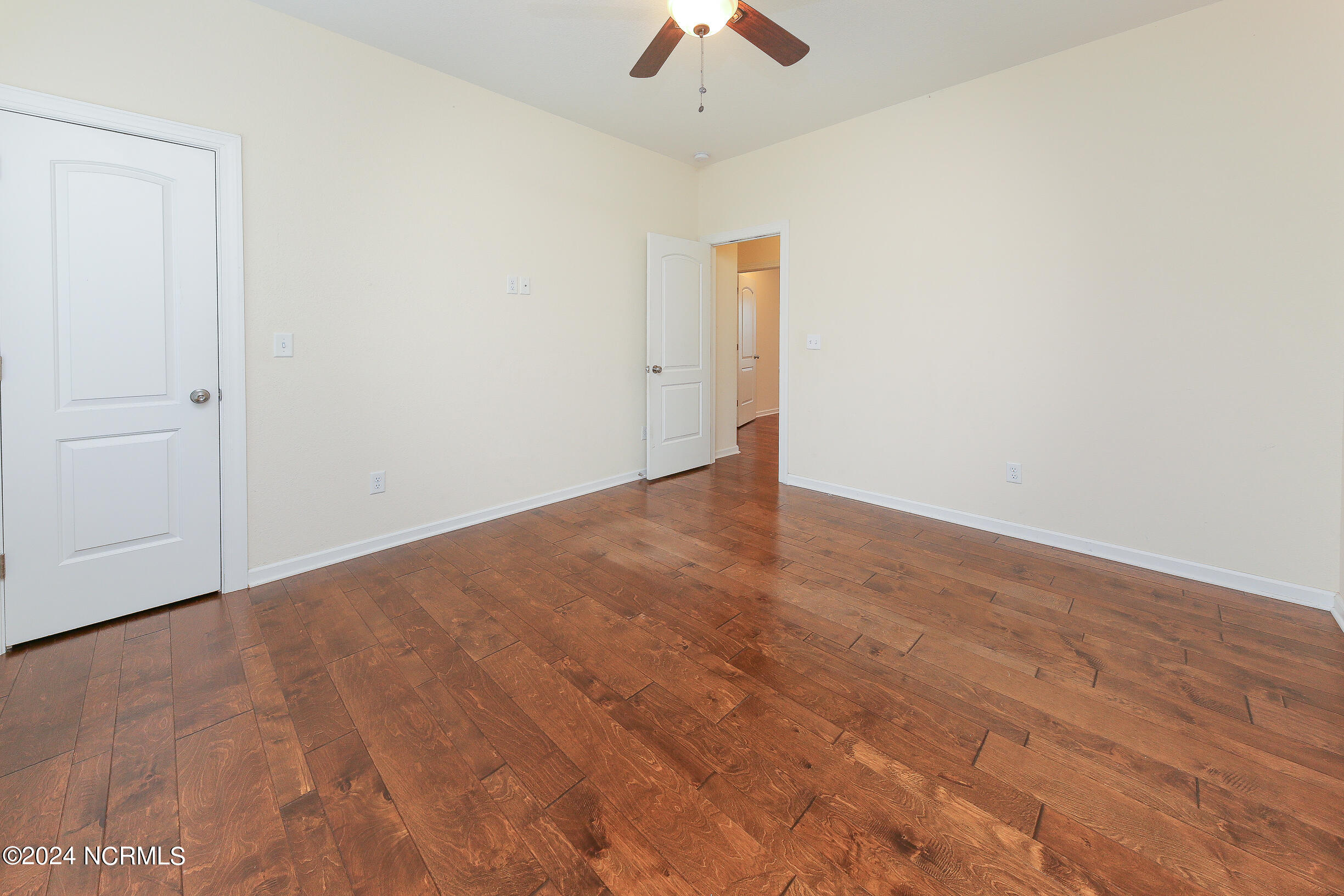 135 Laurel Woods Way