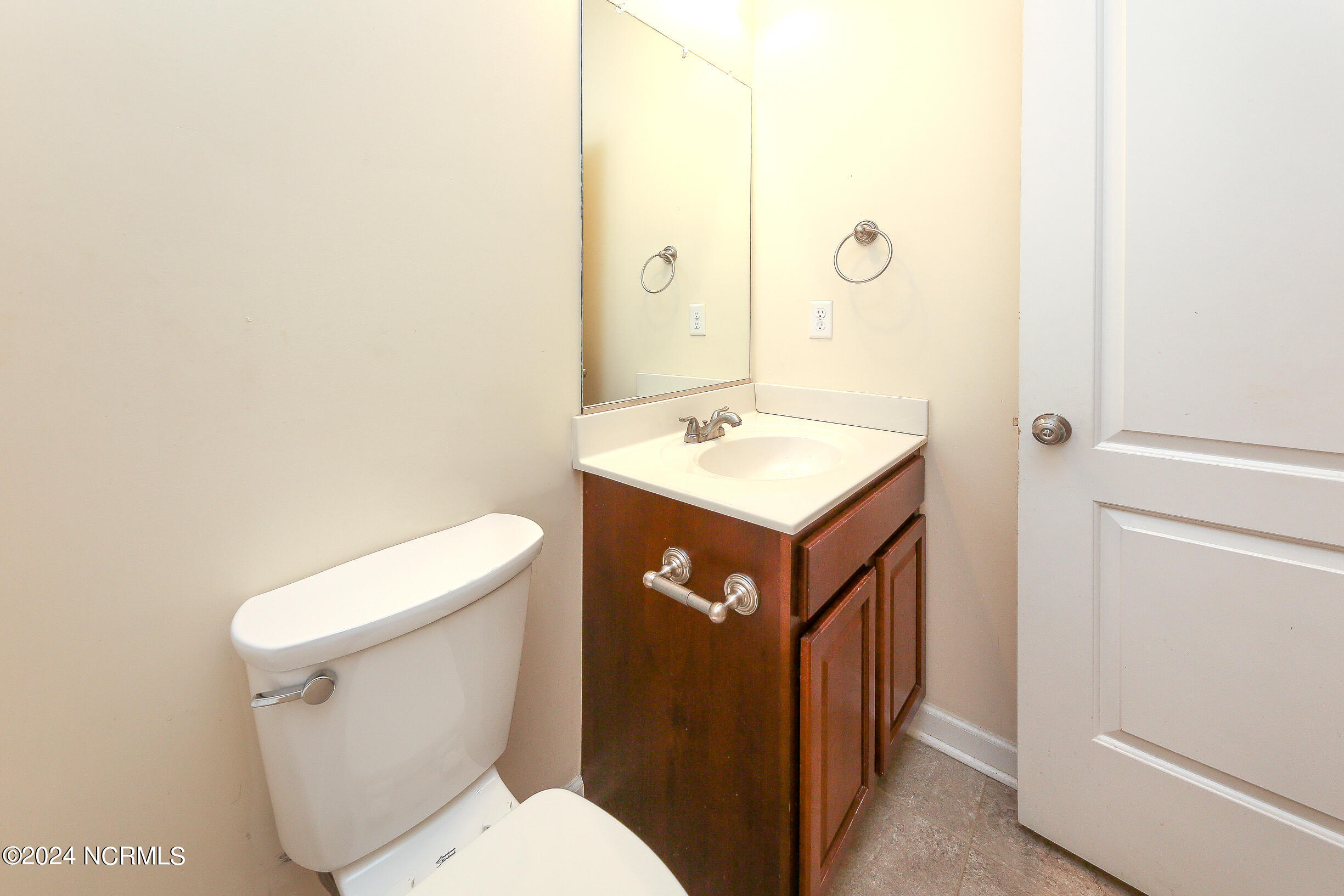 135 Laurel Woods Way