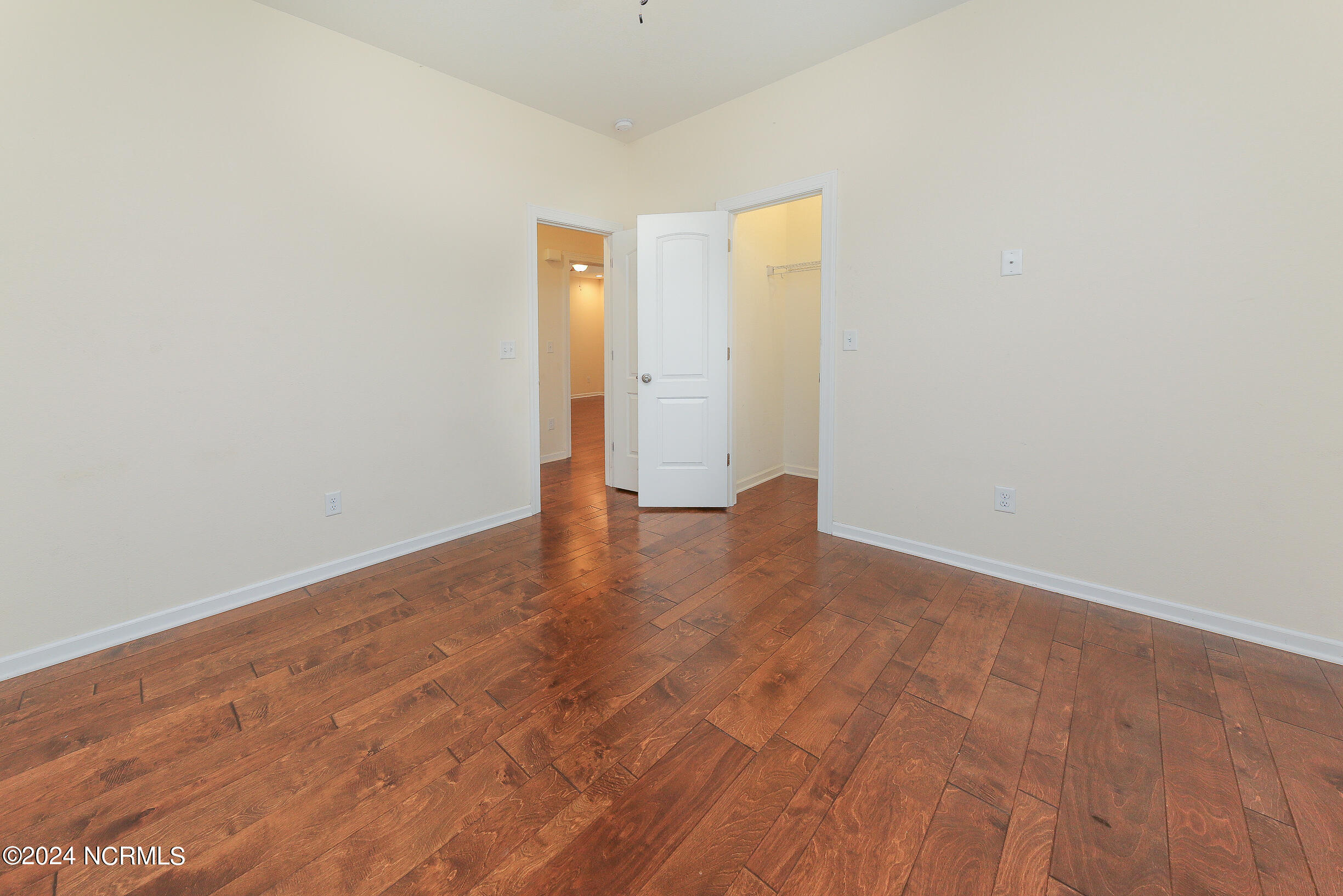 135 Laurel Woods Way