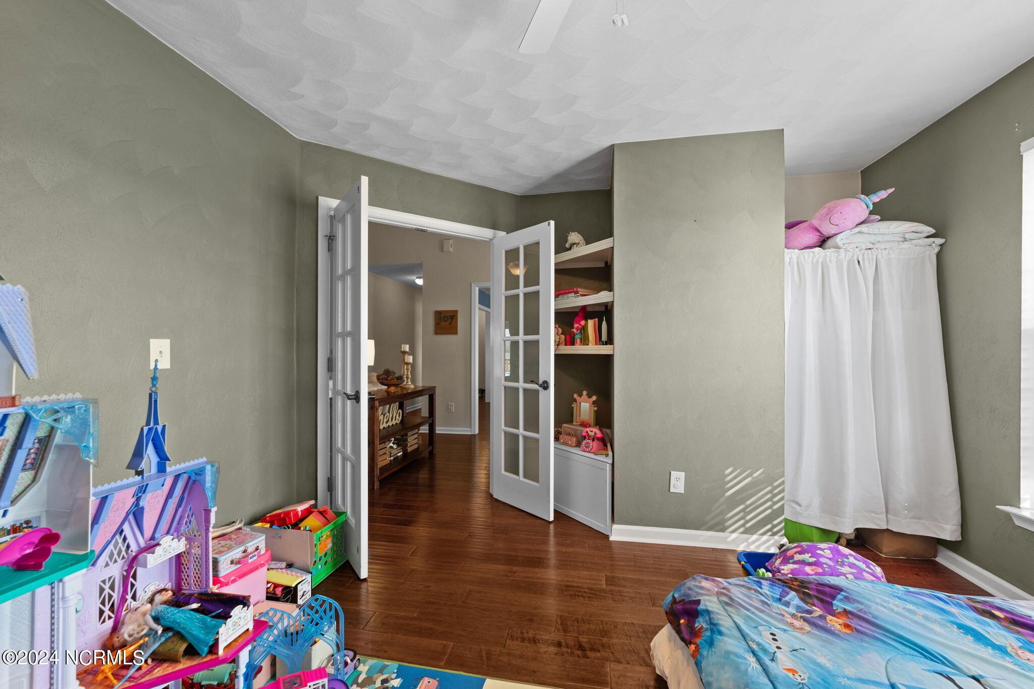 201 Ambrose Lane