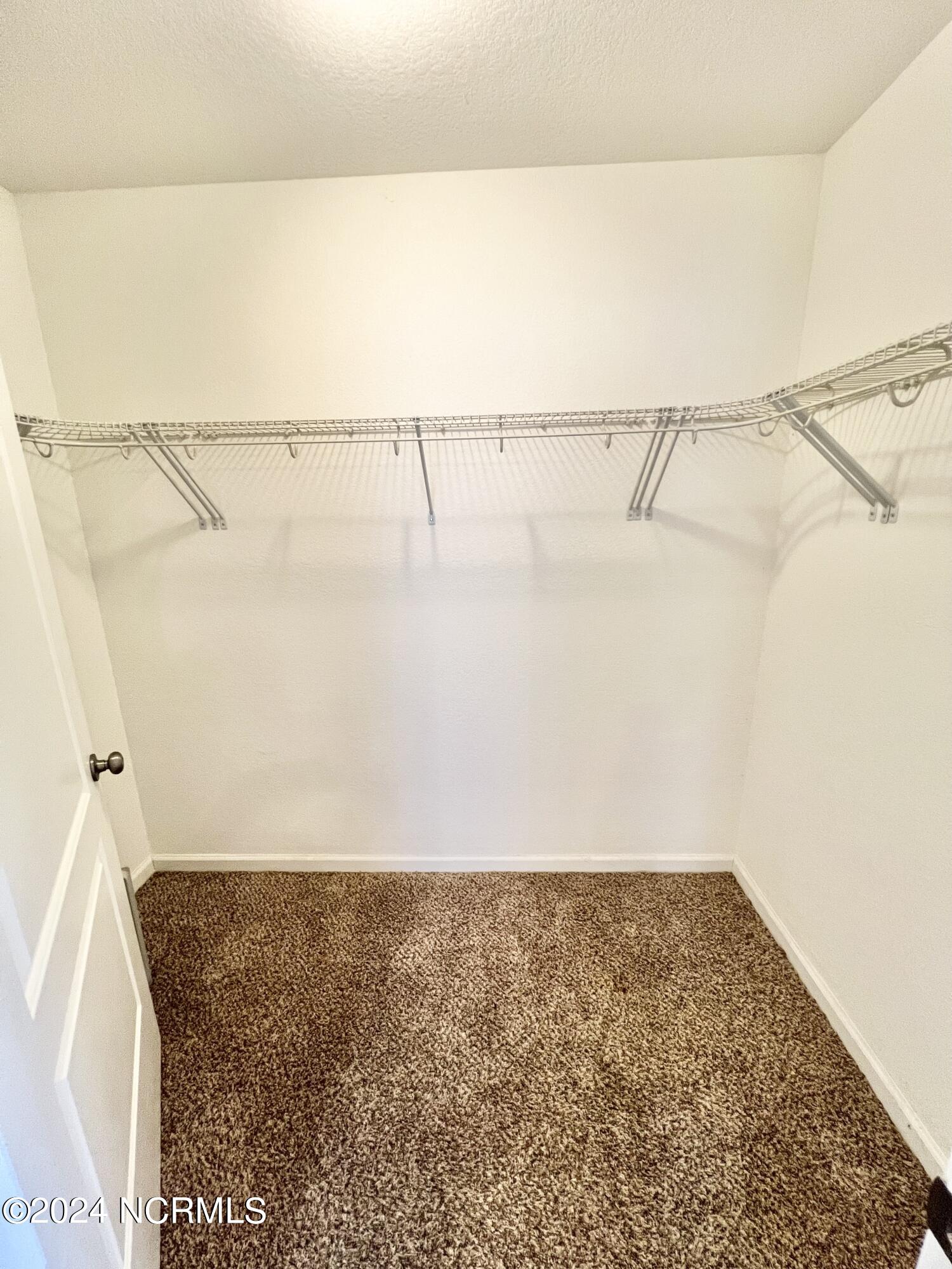 114 Laurel Woods Way