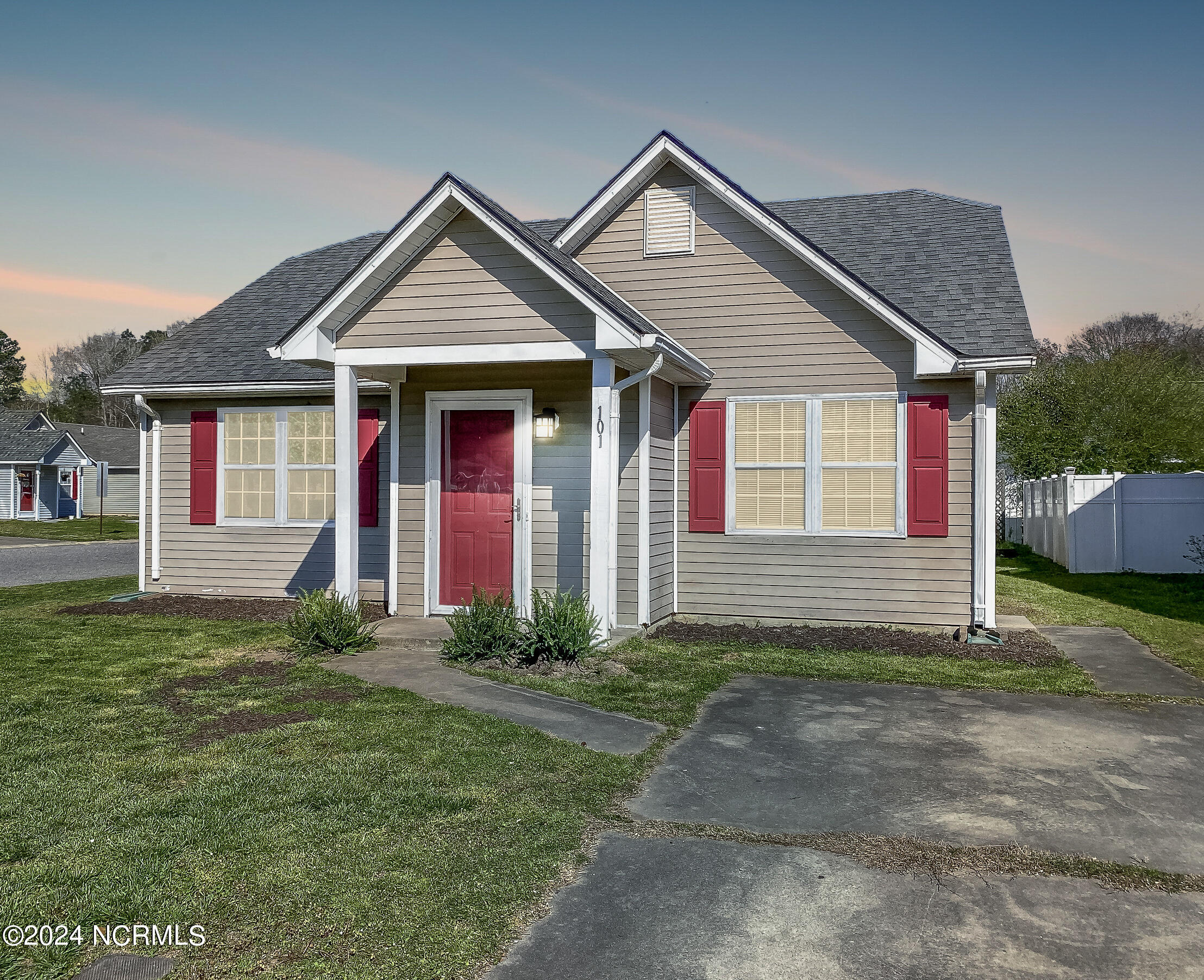 101 Mimosa Lane