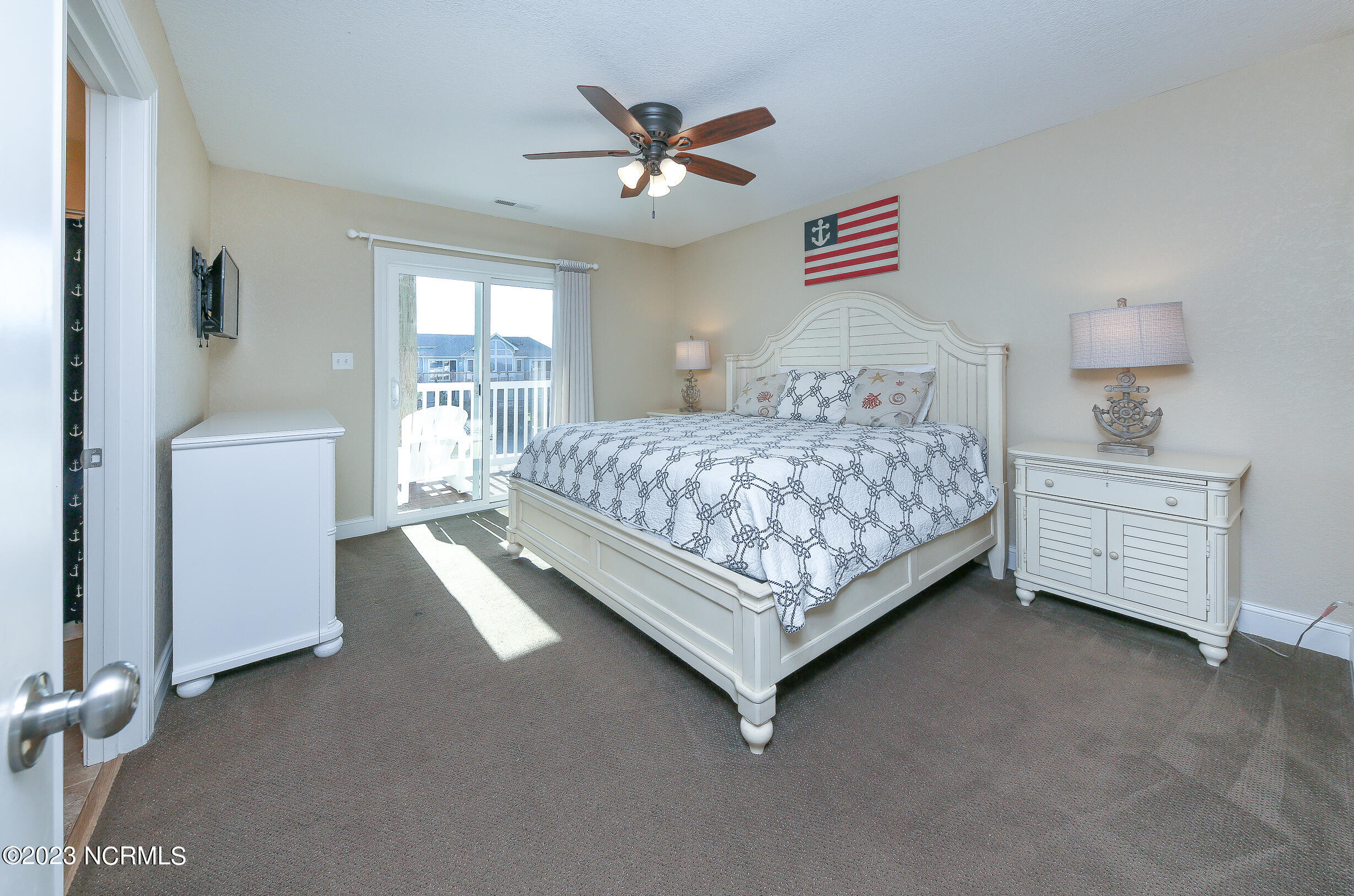 1001 Lighthouse Drive