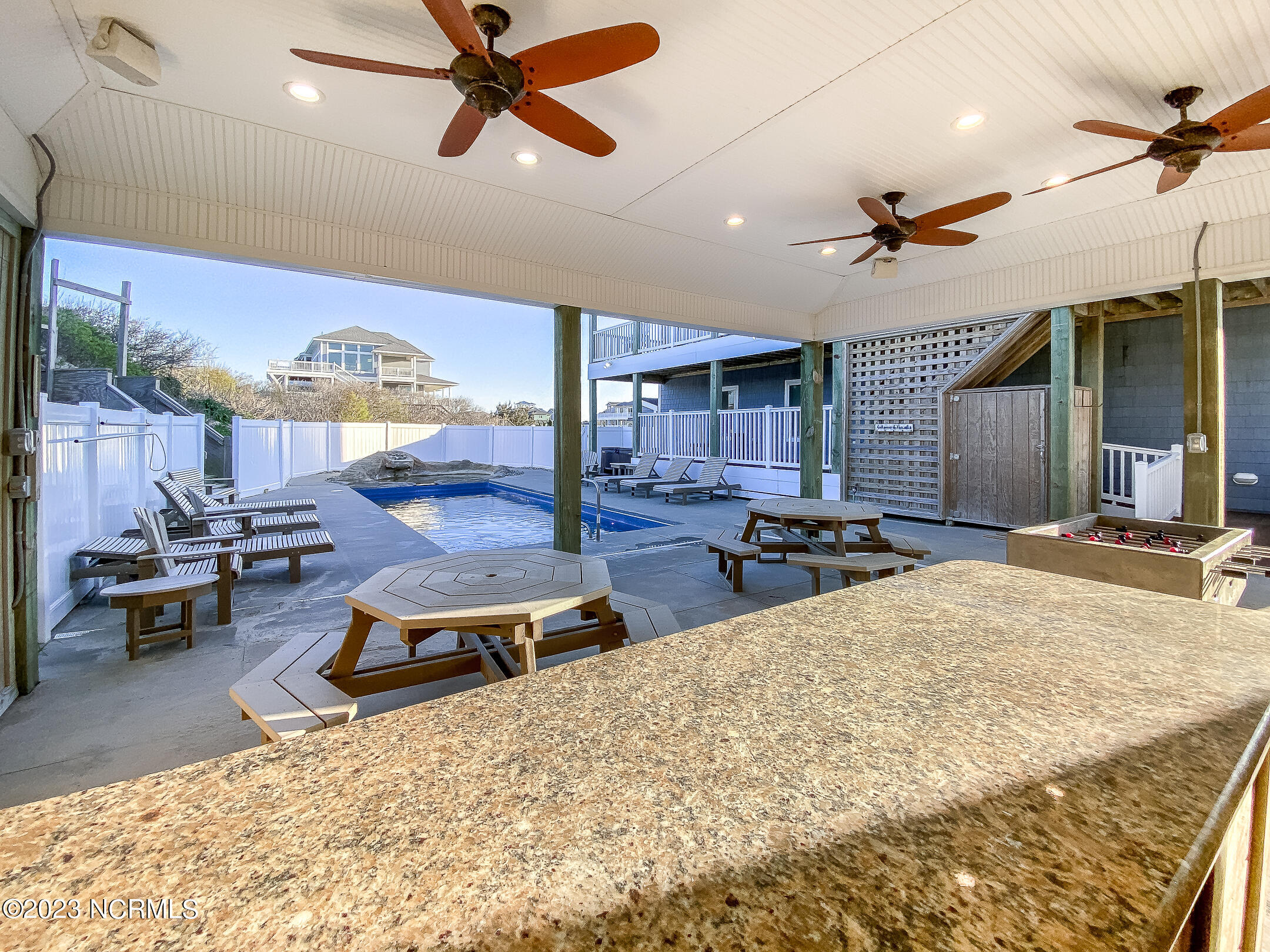 1001 Lighthouse Drive